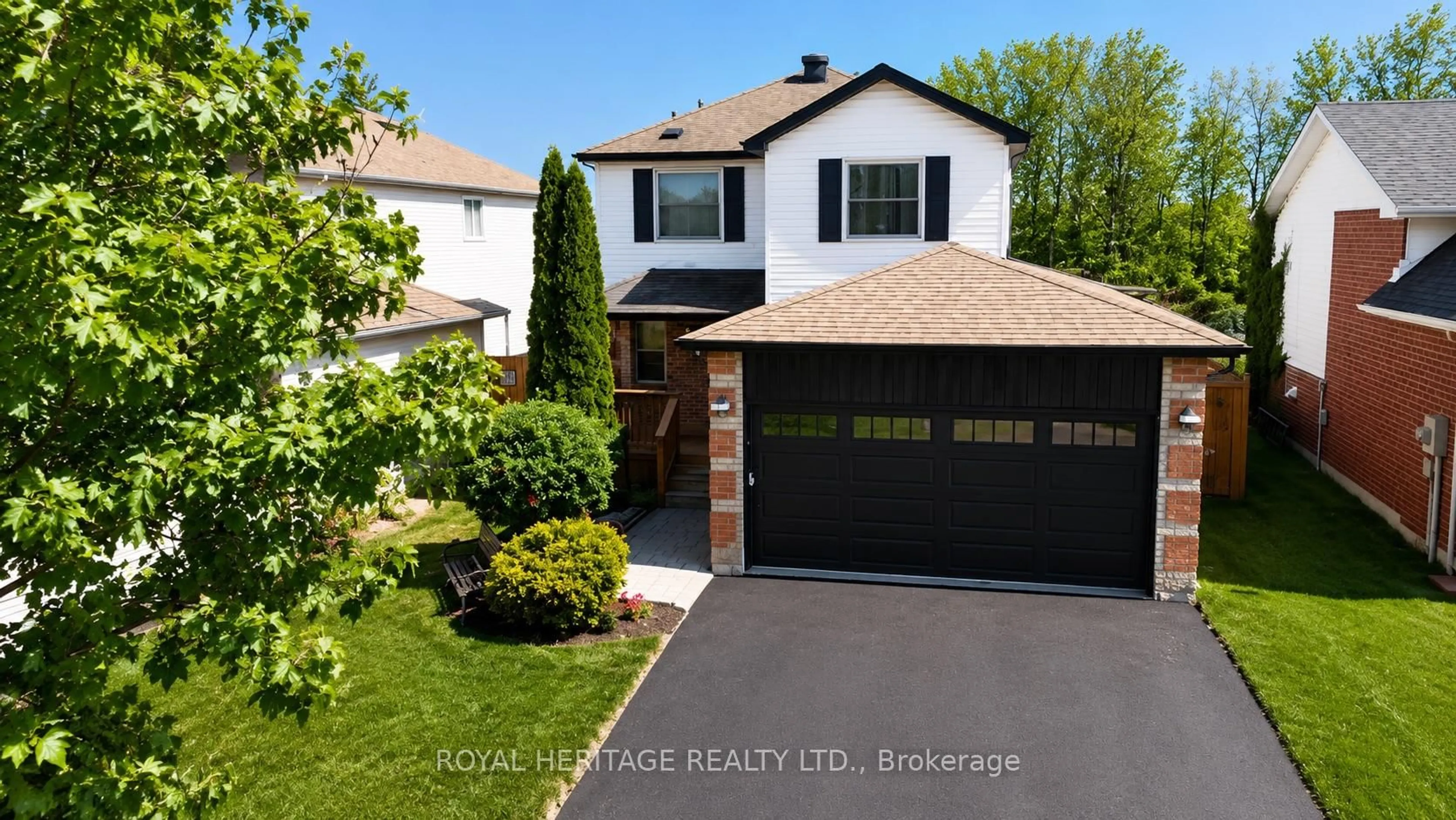 Home with vinyl exterior material, street for 23 Hooper Sq, Clarington Ontario L1C 4X7