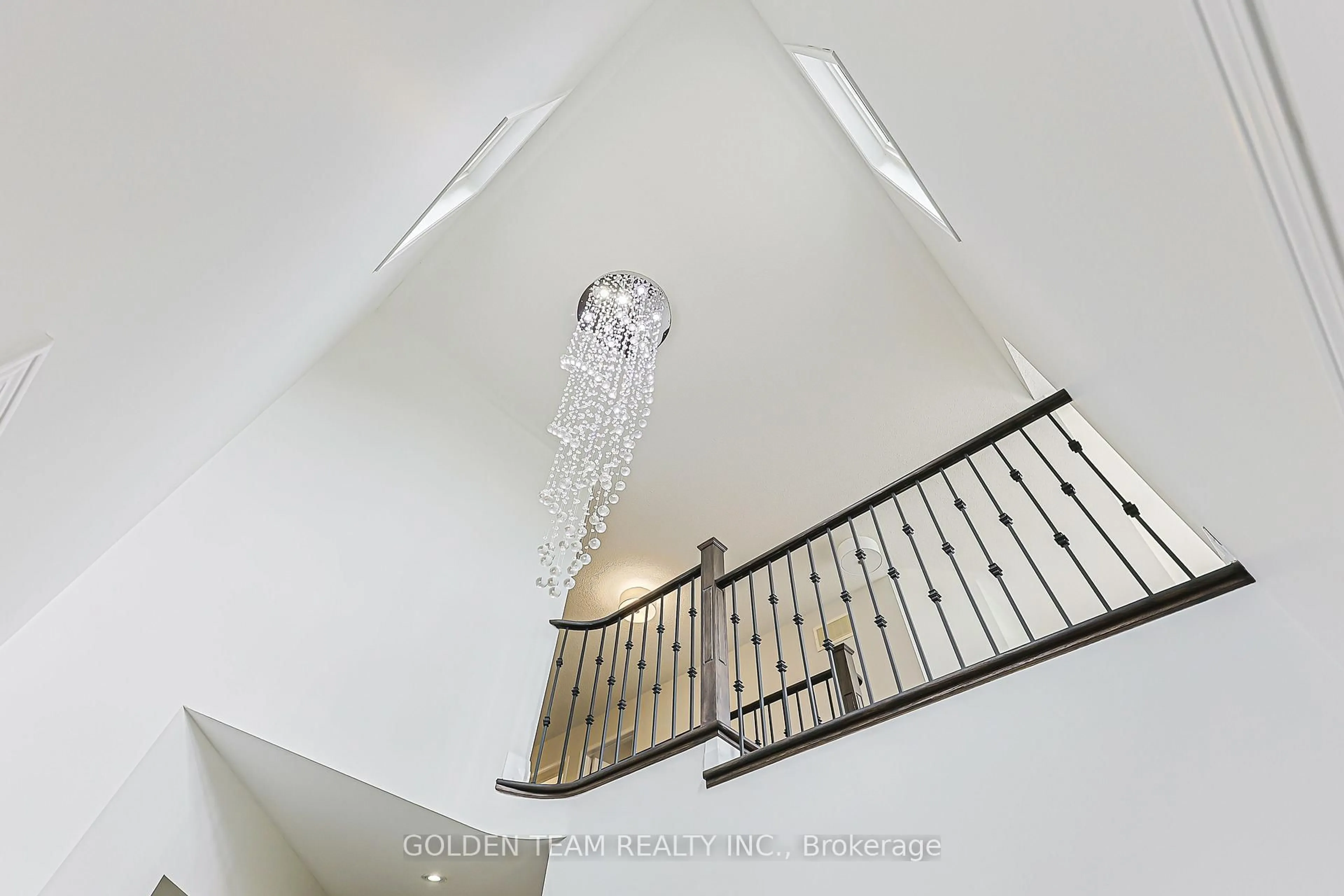 Stairs for 1855 Grandview St, Oshawa Ontario L1K 0J4