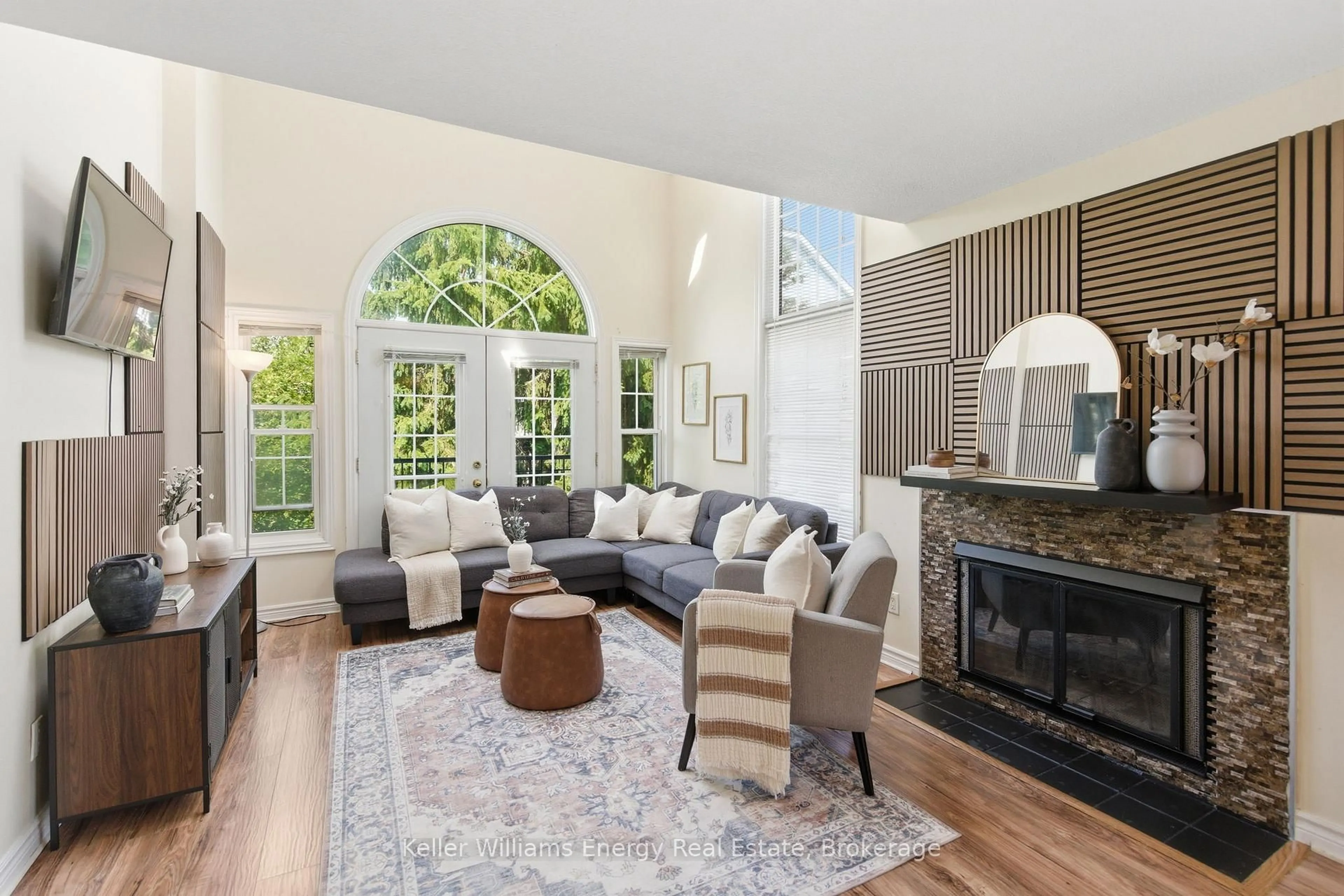 Living room with furniture, unknown for 1651 Nash Rd #A17, Clarington Ontario L1E 1S8