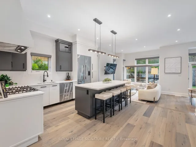 219 Wheeler Ave, Toronto 5