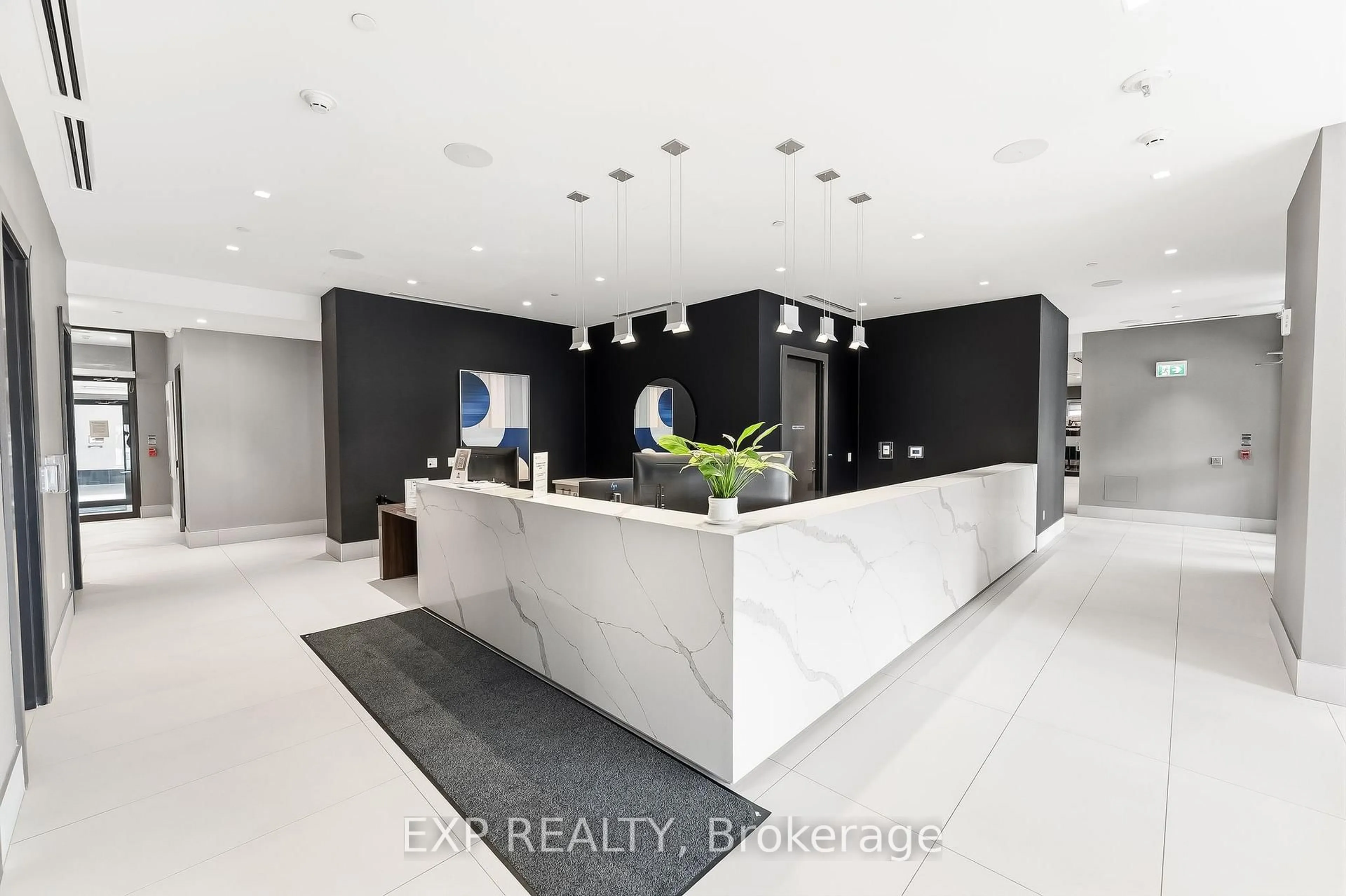 Lobby for 2550 Simcoe St #1713, Oshawa Ontario L1L 0R5