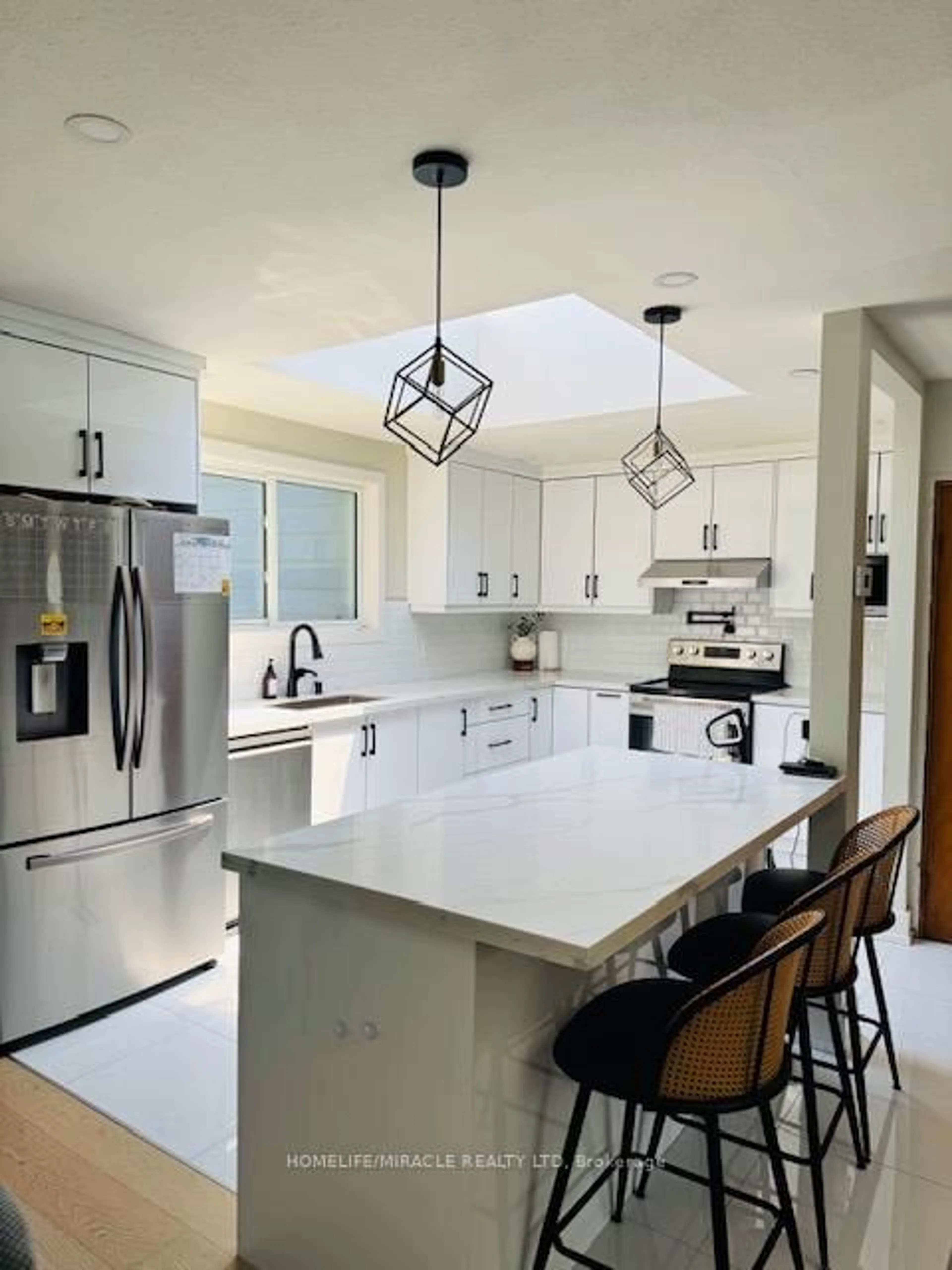 Open concept kitchen, unknown for 9 Strathy Rd, Ajax Ontario L1S 2T9