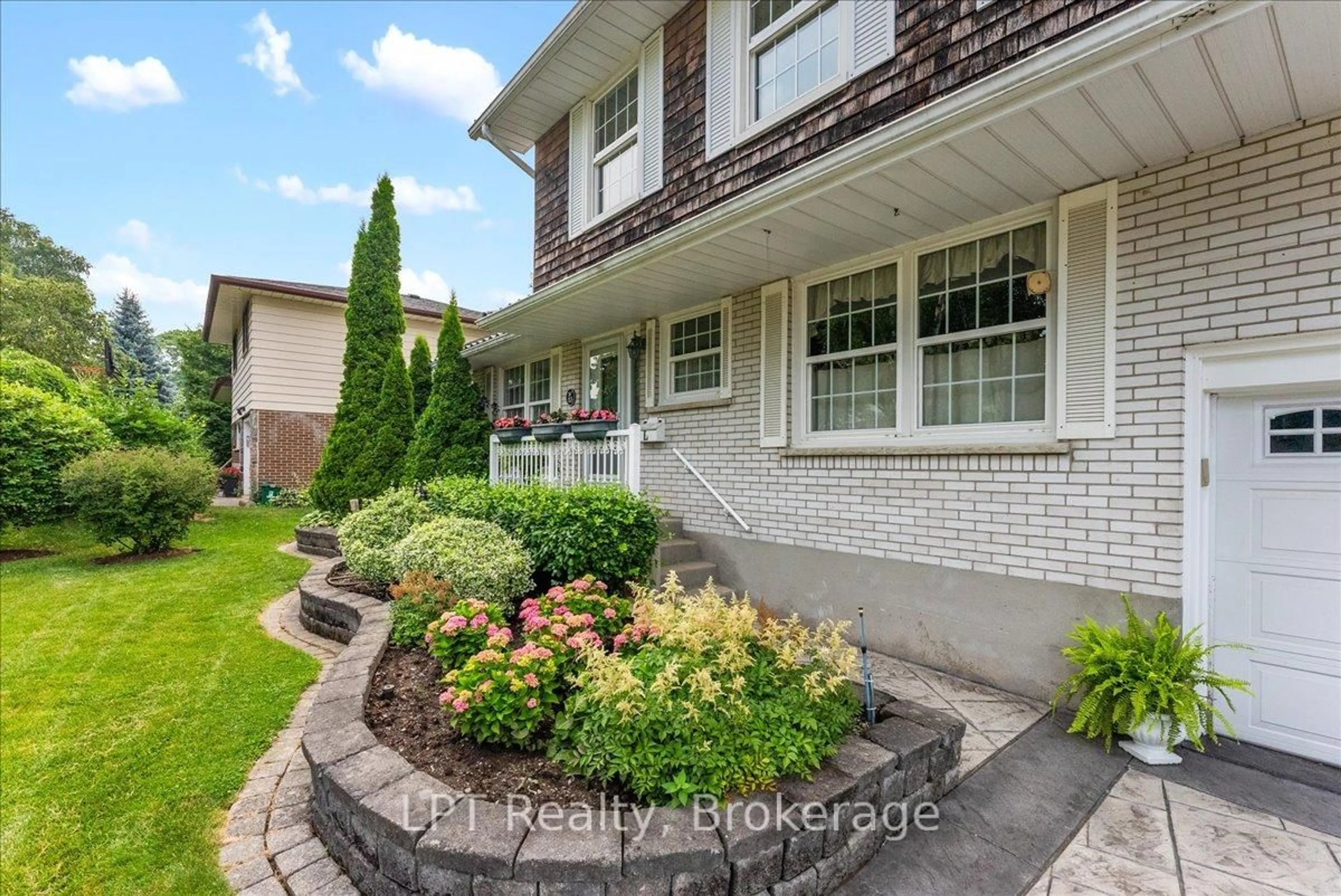 Home with brick exterior material, street for 173 Switzer Dr, Oshawa Ontario L1G 3J6