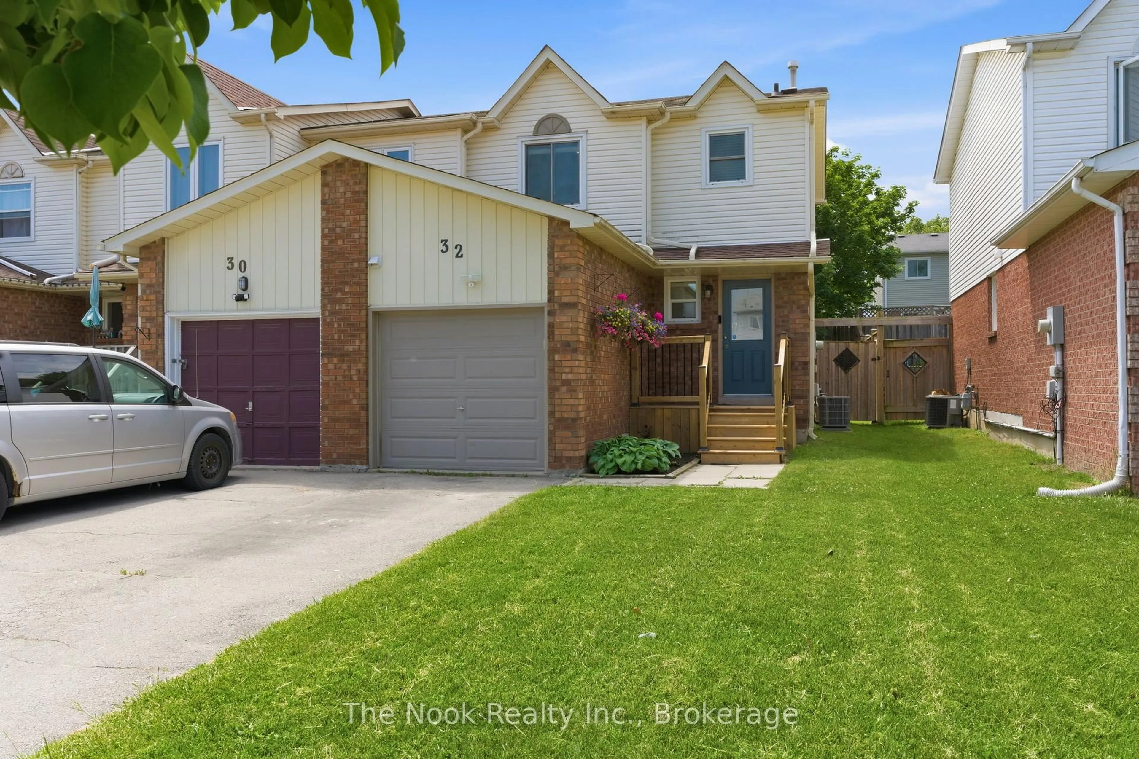 Unknown for 32 Pomeroy St, Clarington Ontario L1C 4R5
