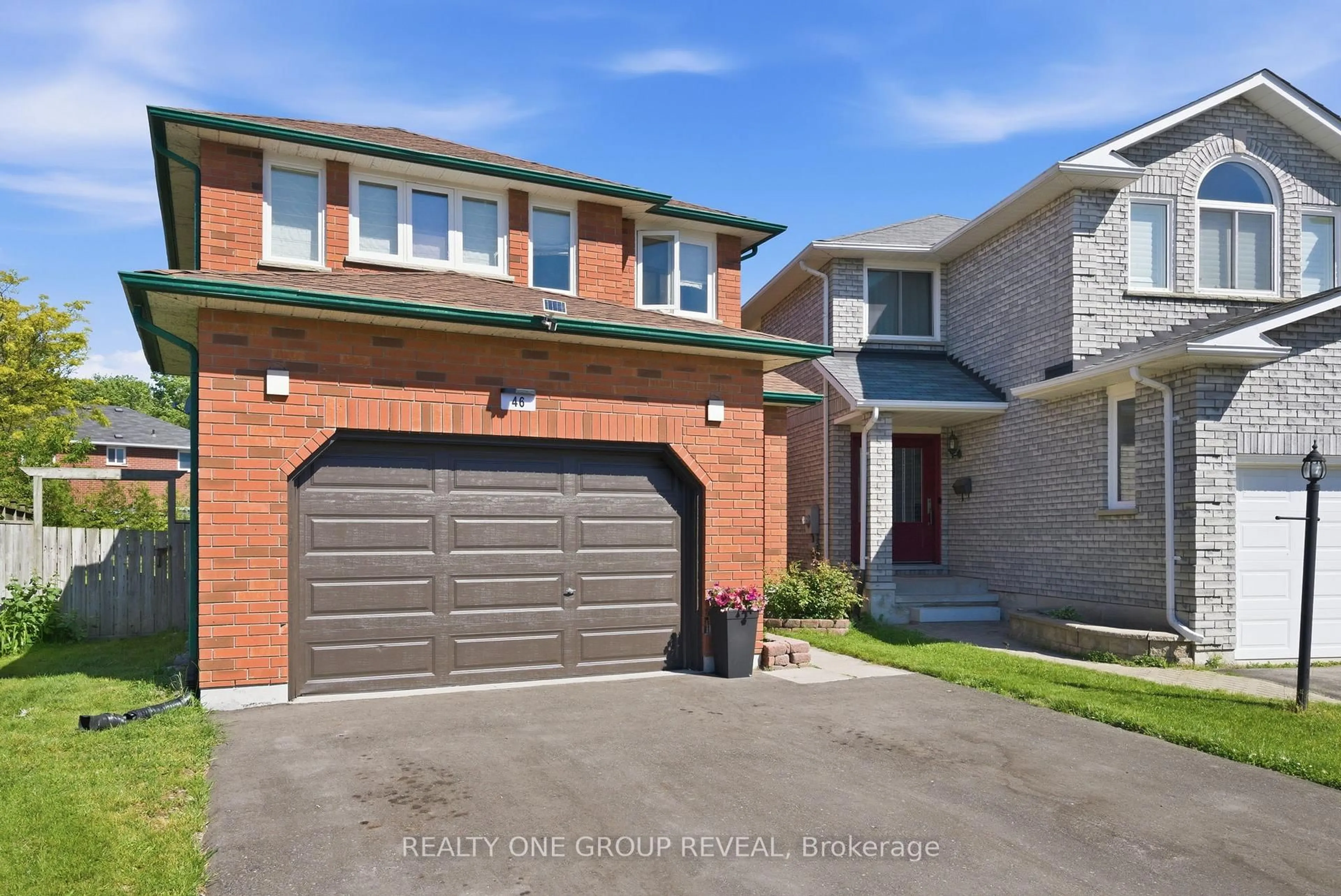Home with brick exterior material, street for 46 Fieldcrest Ave, Clarington Ontario L1E 2X5