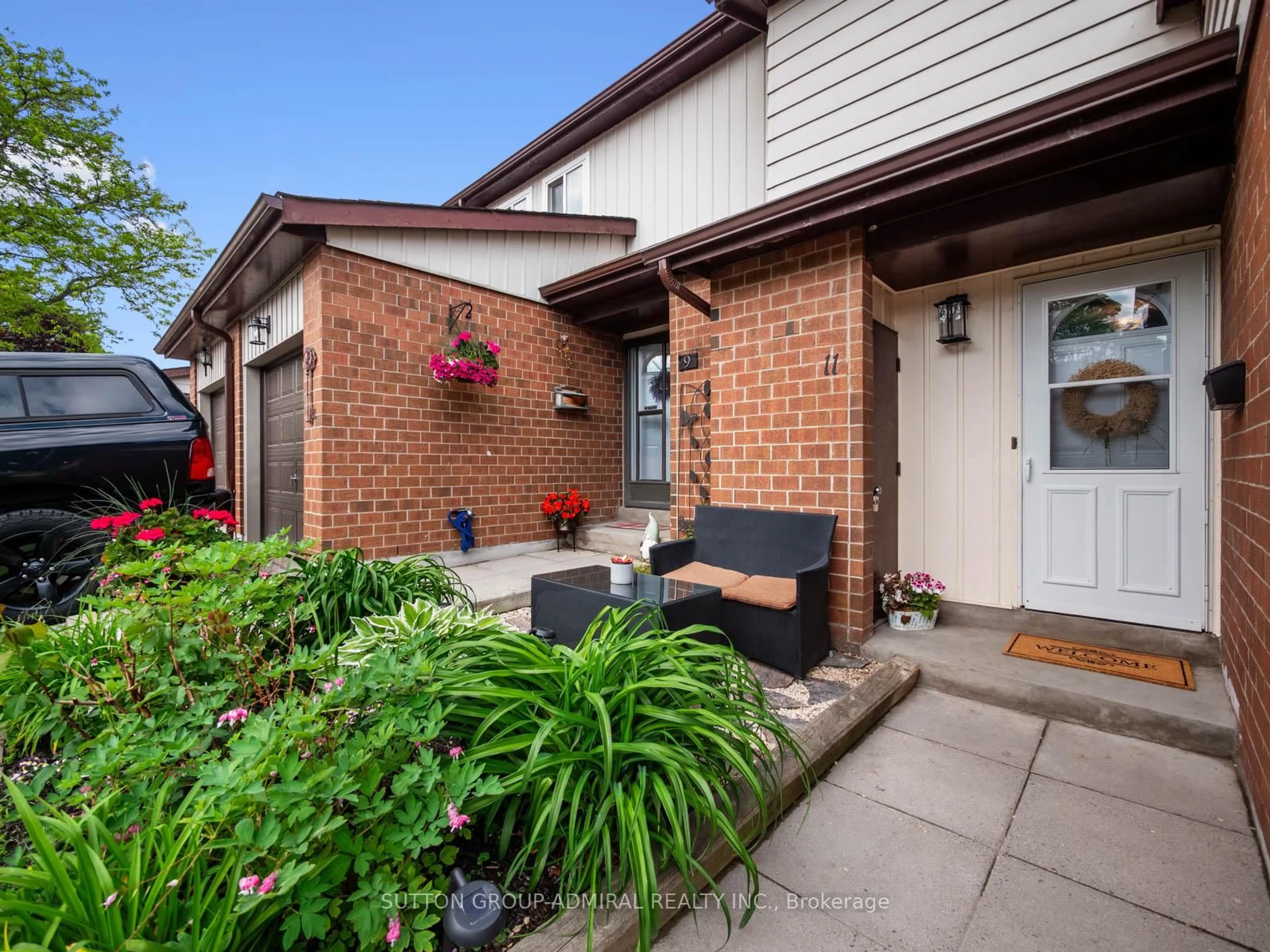 Unknown for 11 Jacques Lane, Ajax Ontario L1S 3L3