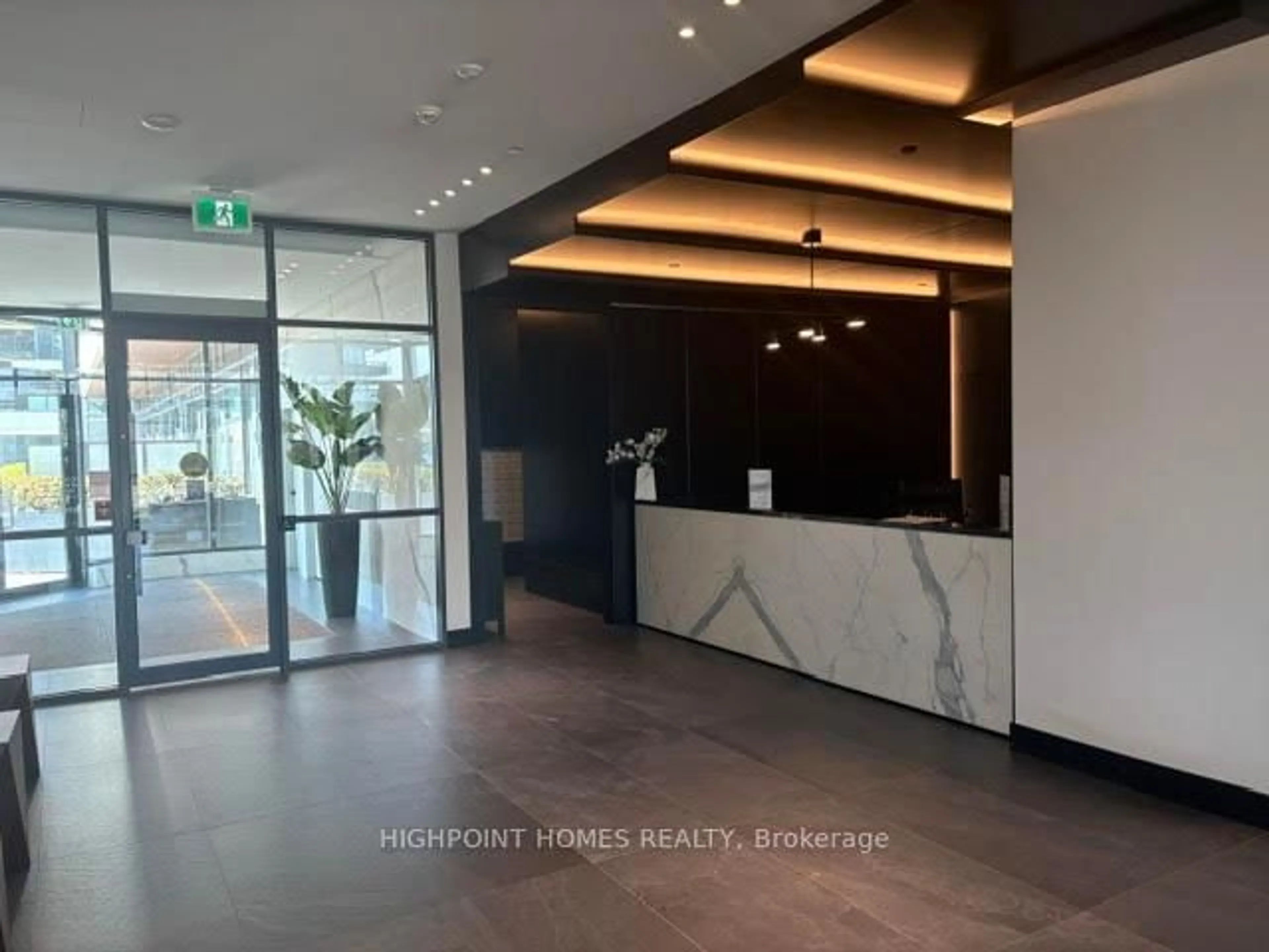 Indoor foyer for 1480 Bayly St #503, Pickering Ontario L1W 0C2