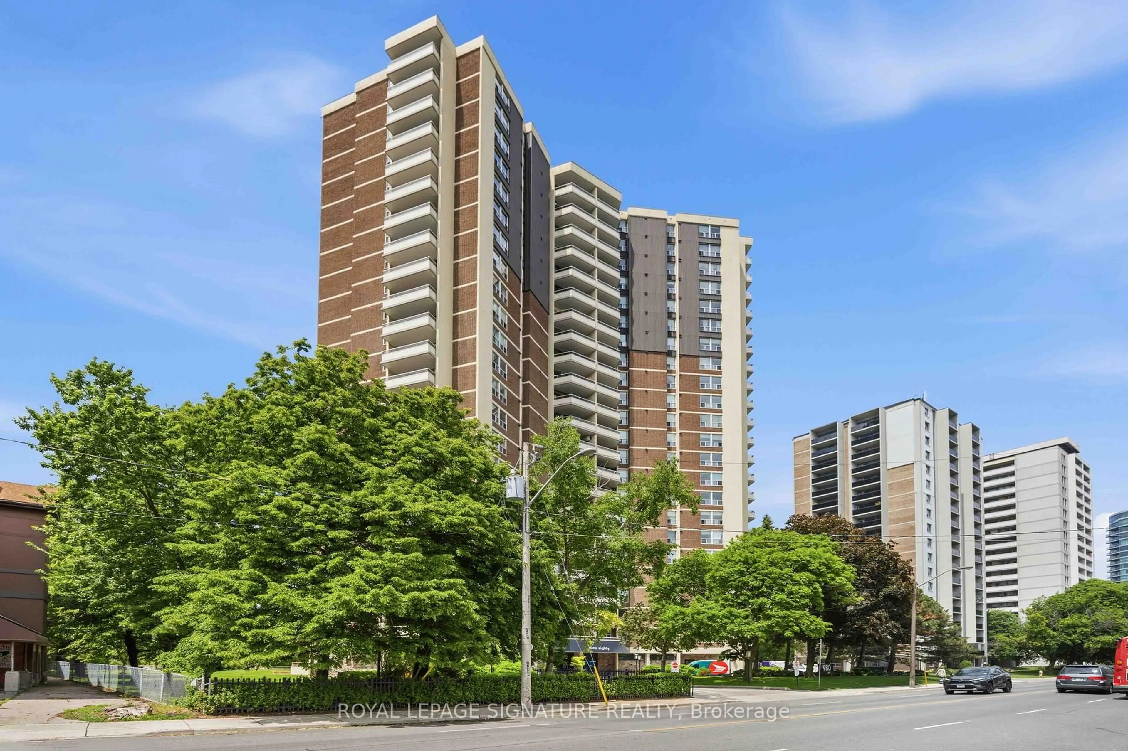 Unknown for 980 Broadview Ave #1502, Toronto Ontario M4K 3Y1