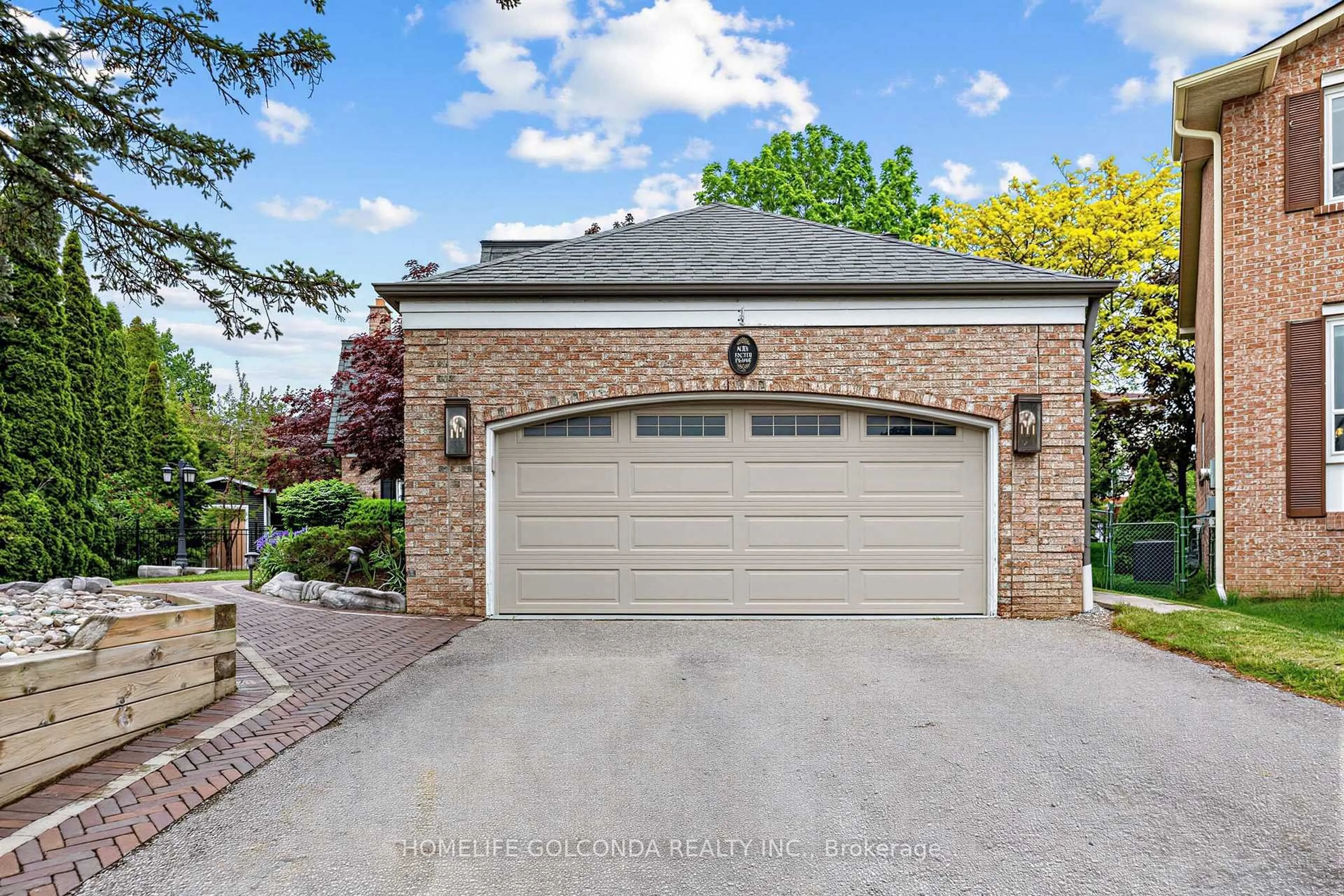 Home with brick exterior material, street for 416 Victor Crt, Pickering Ontario L1W 3J8