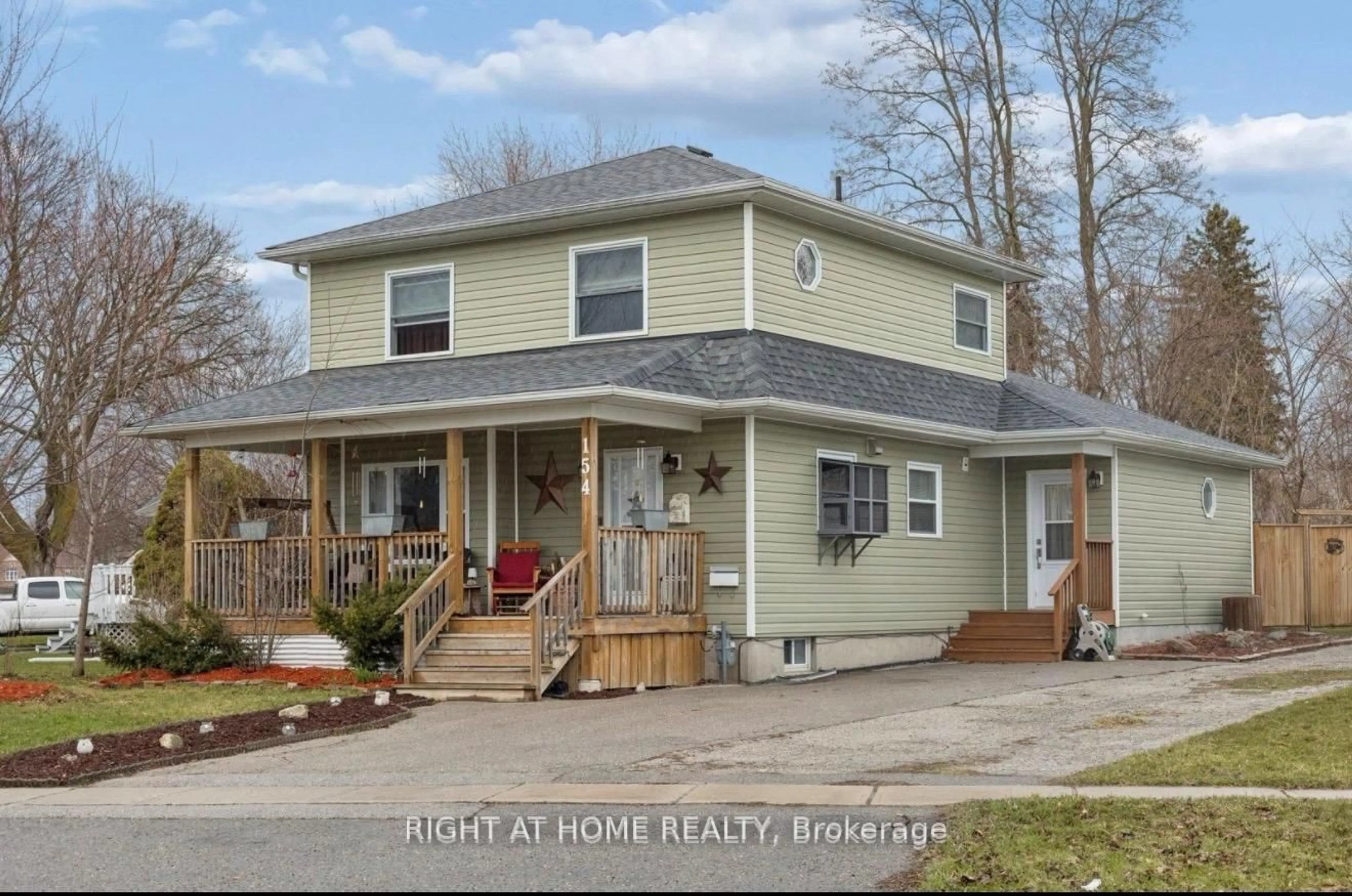 Home with vinyl exterior material, street for 154 Admiral Rd, Ajax Ontario L1S 2P1