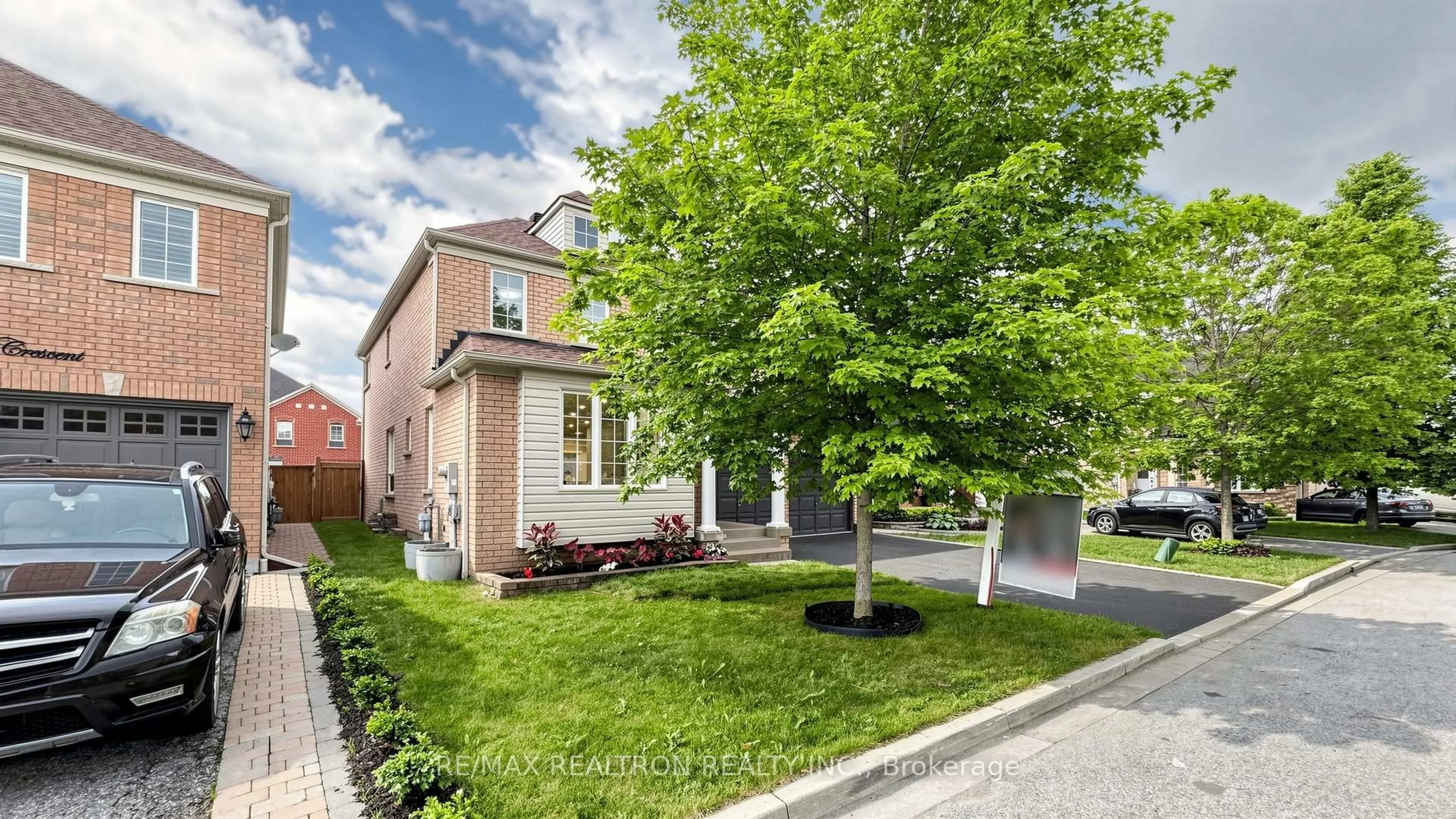 Home with brick exterior material, street for 58 Bradbury Cres, Ajax Ontario L1T 4G5
