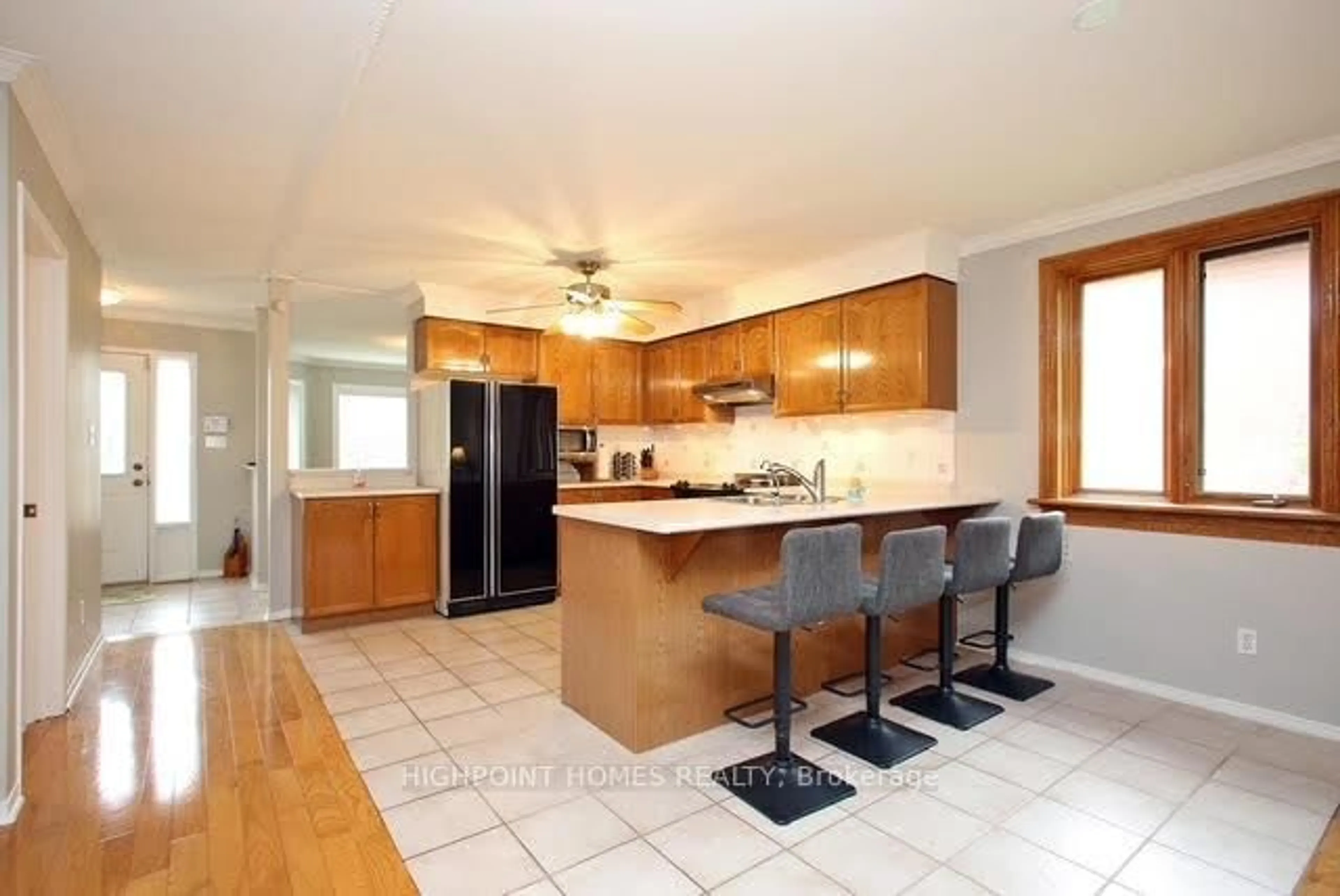 Open concept kitchen, unknown for 60 Greenway Blvd, Scugog Ontario L9L 1S9
