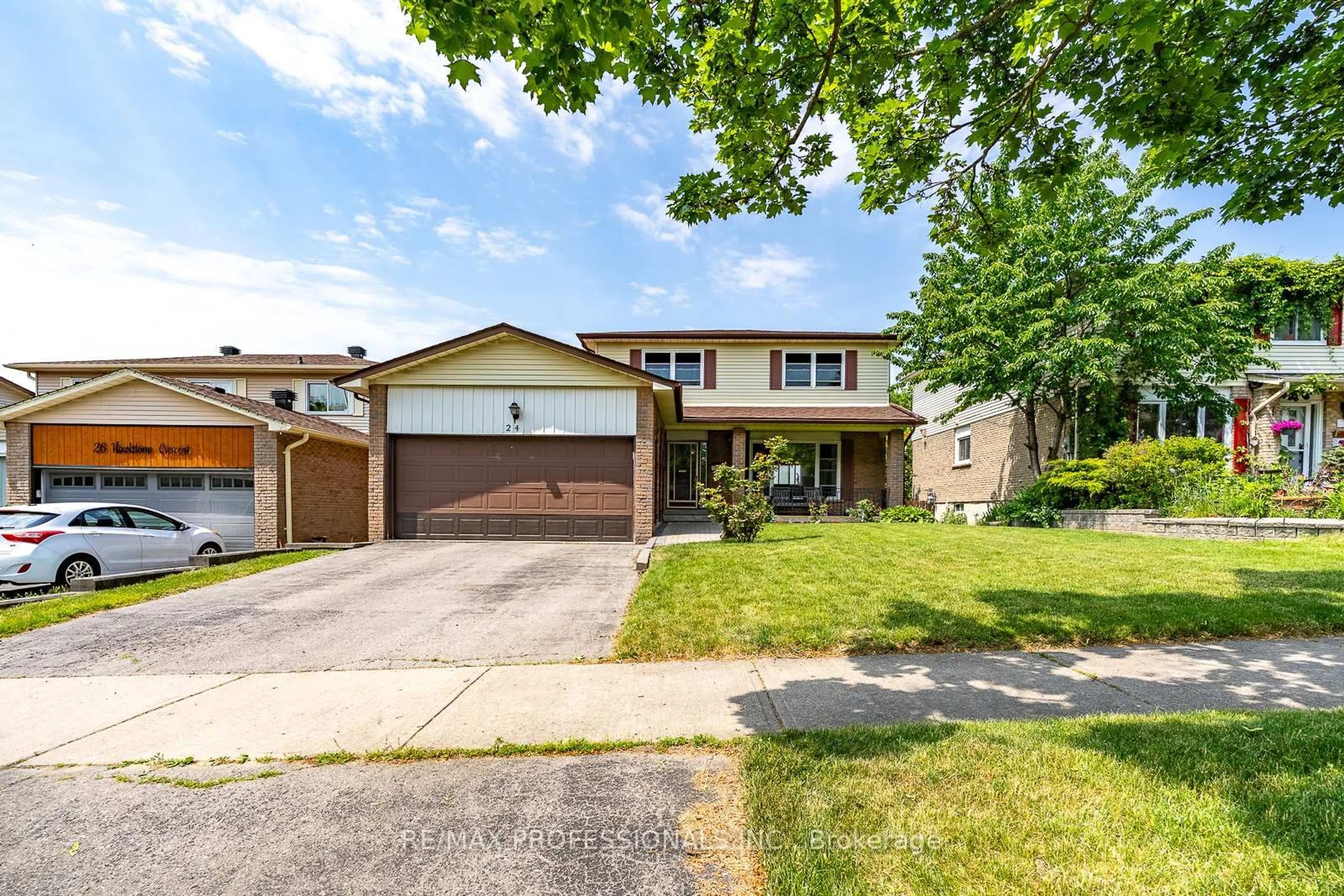 Unknown for 24 Hawkstone Cres, Whitby Ontario L1N 6R6