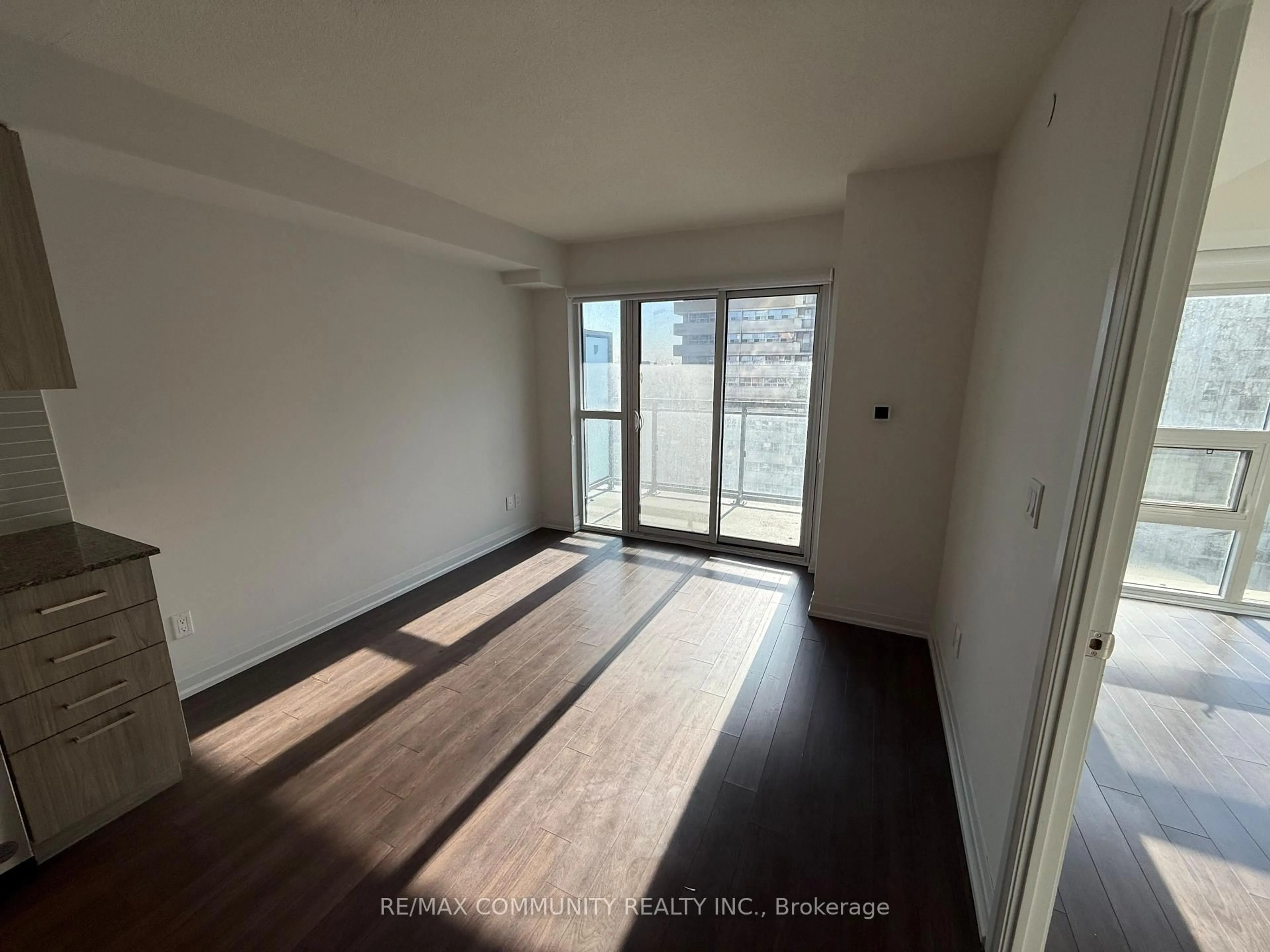 A pic of a room for 20 Meadowglen Pl #1408, Toronto Ontario M1G 0A9
