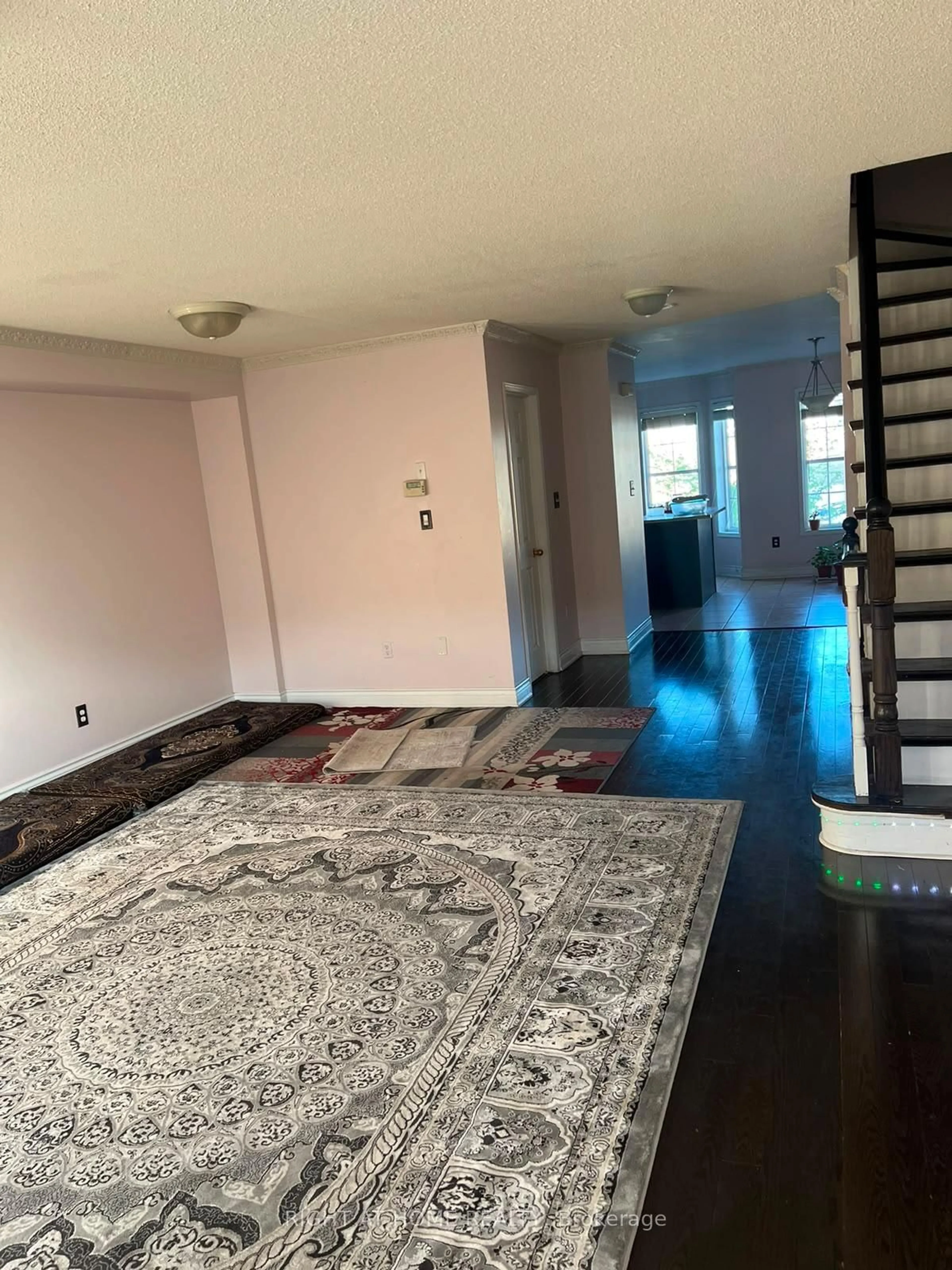 A pic of a room for 37 Archibald Mews, Toronto Ontario M1P 0A5