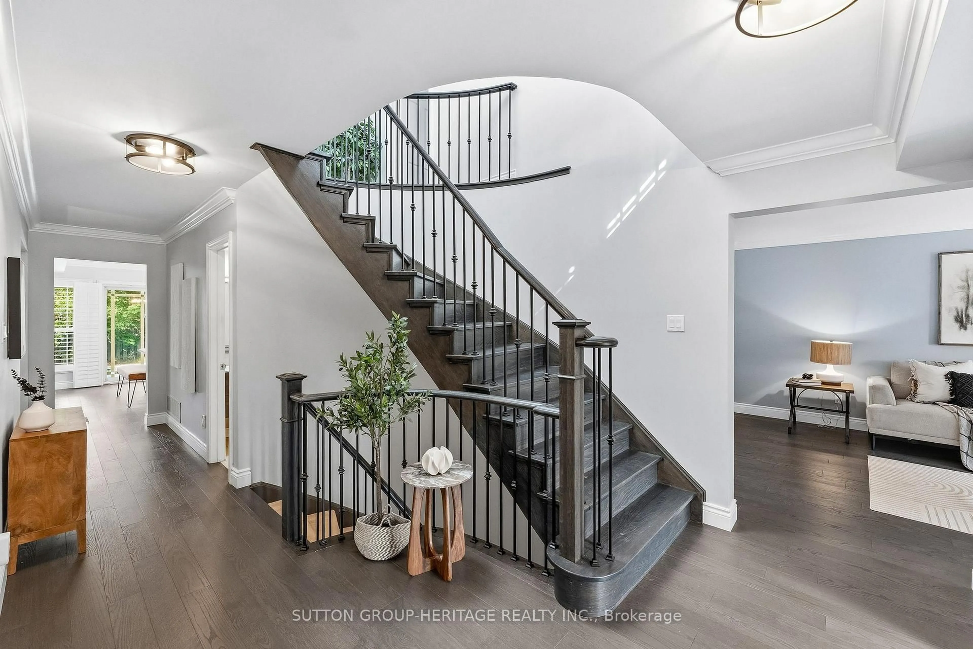 Stairs for 160 Lake Driveway Dr, Ajax Ontario L1S 4V7