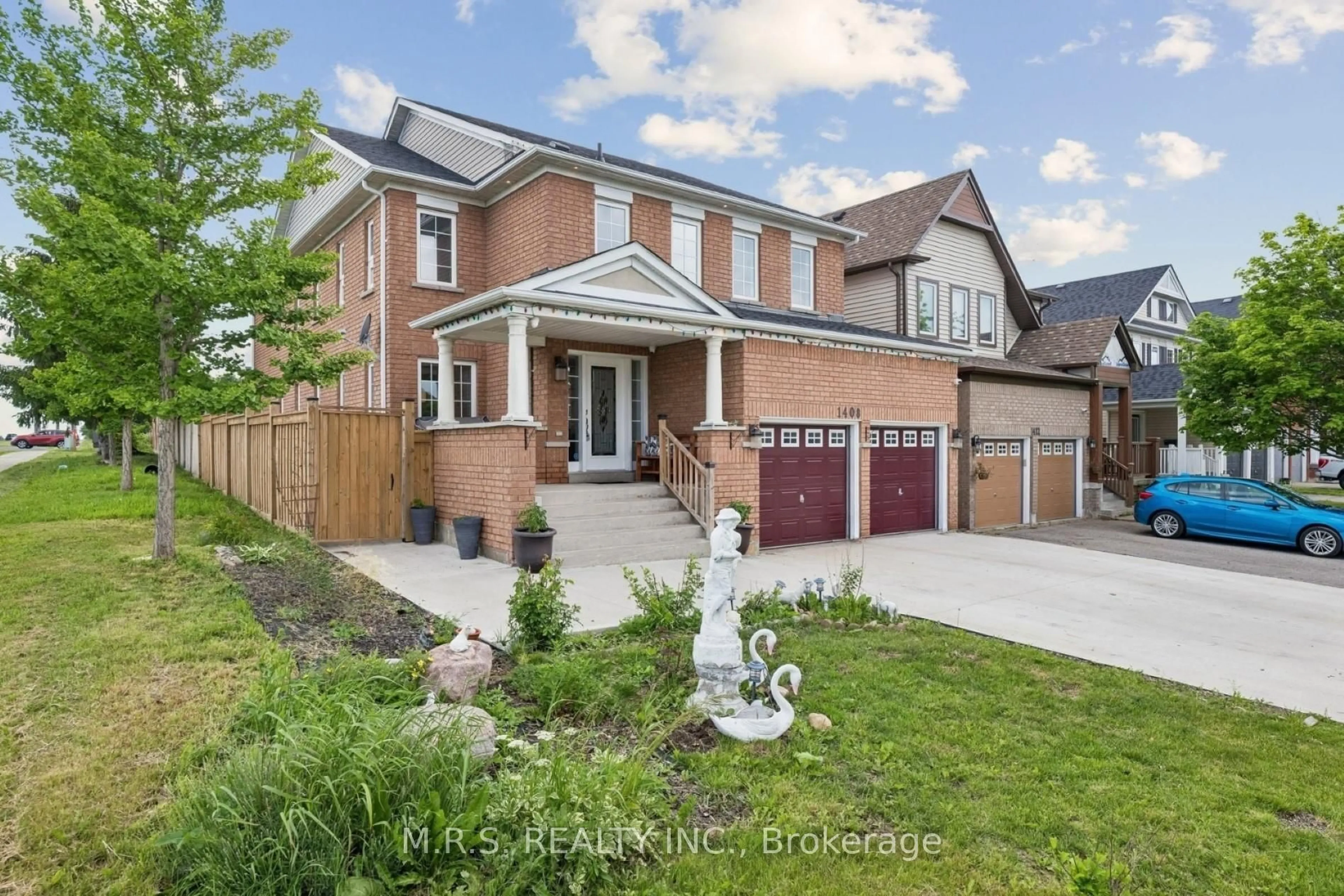 Home with brick exterior material, street for 1408 Aldergrove Crt, Oshawa Ontario L1K 2Y4