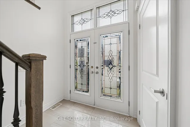 1761 Magenta Rd, Pickering 3
