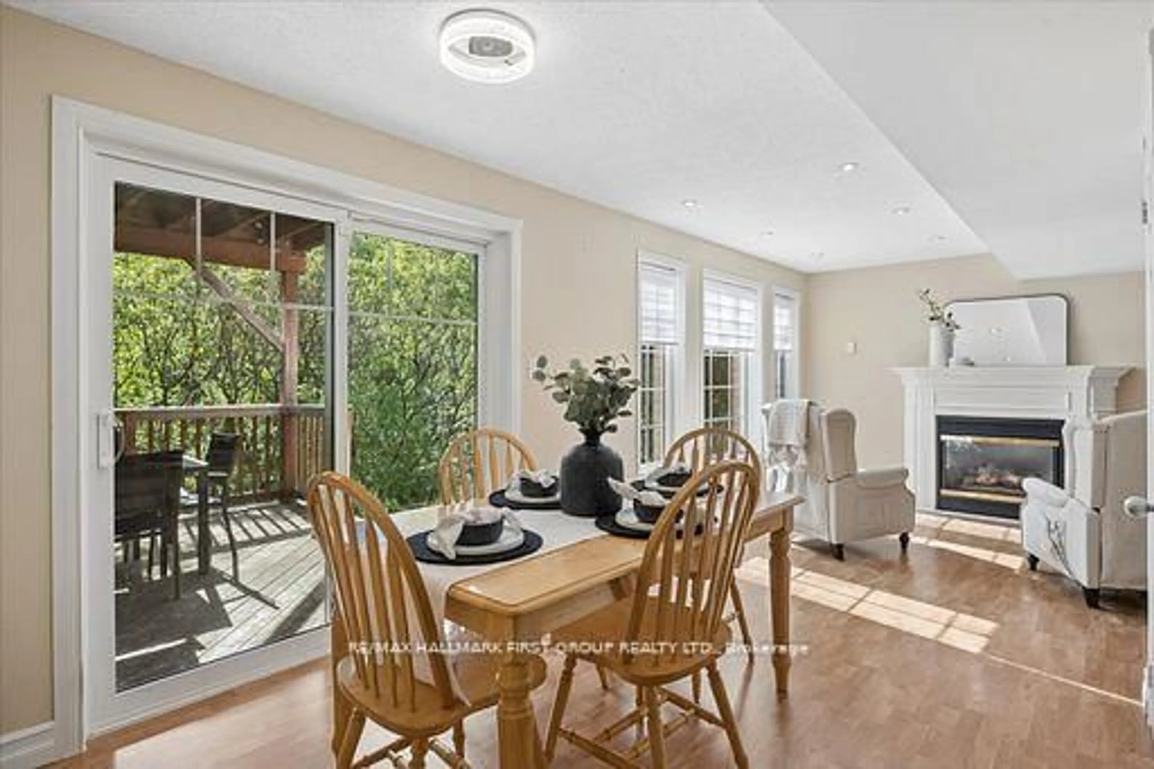Dining room, unknown for 1028 Highbrooke Crt, Oshawa Ontario L1K 2K6