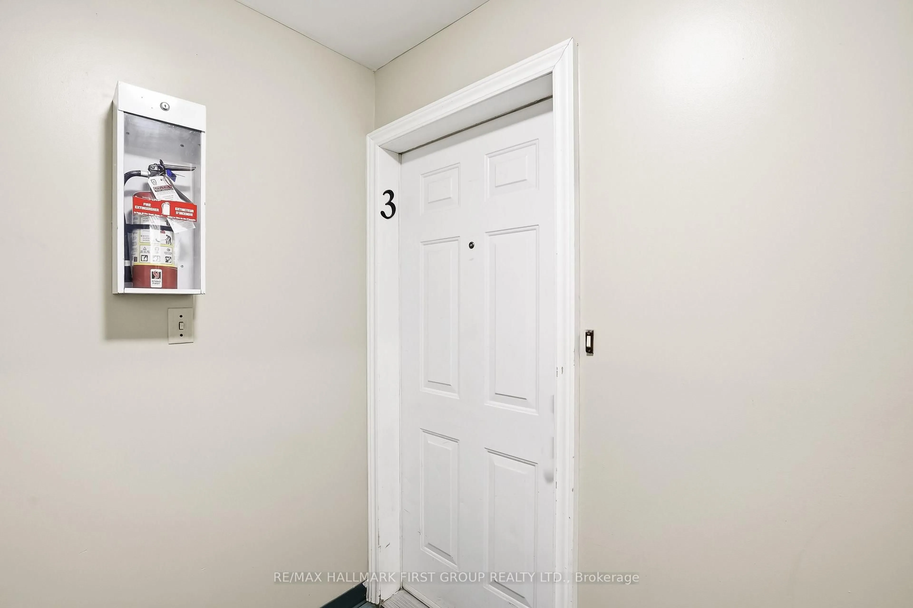 Unknown for 1331 Mary St #3, Oshawa Ontario L1G 6Z2