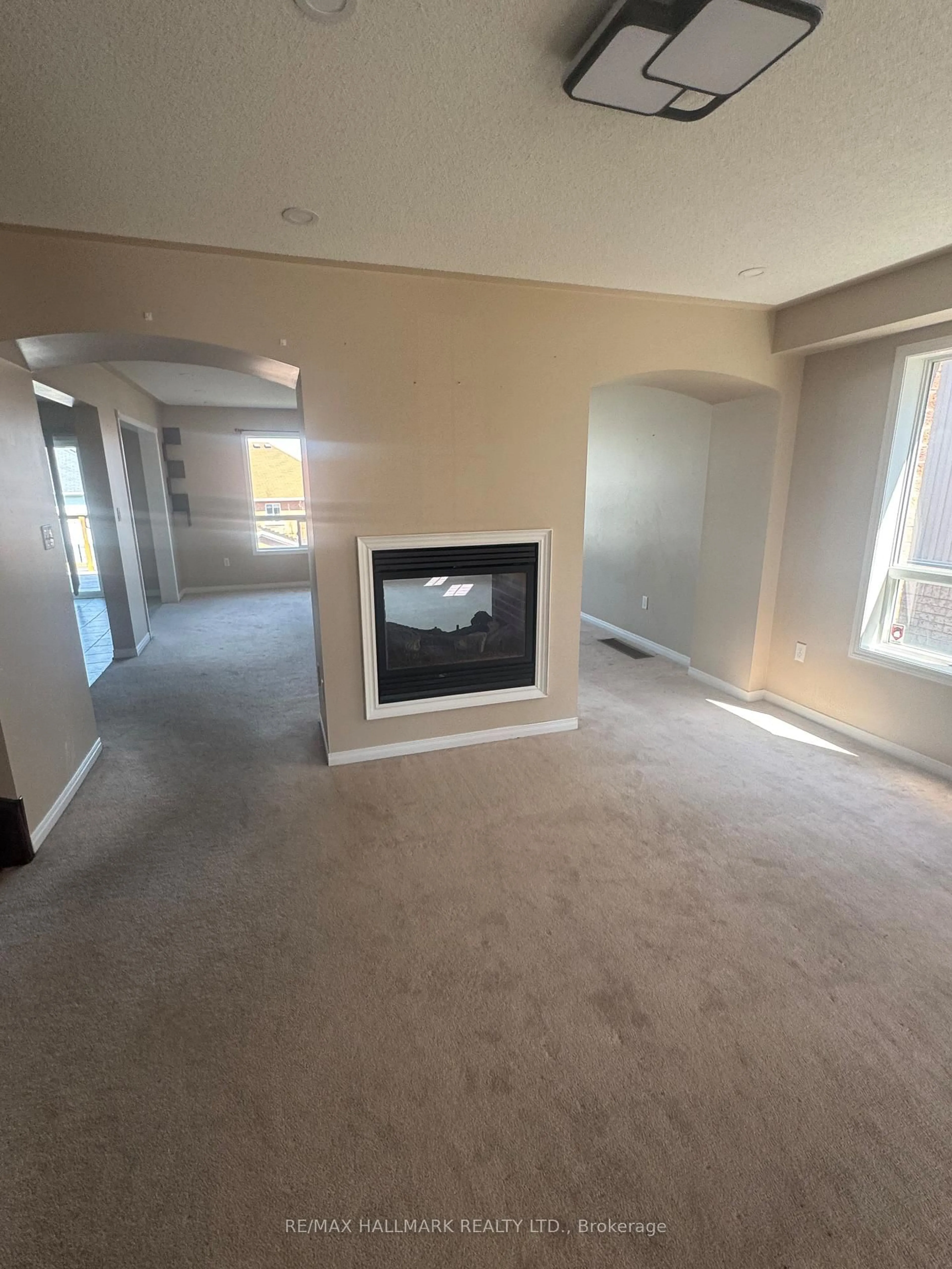 A pic of a room for 1259 Meath Dr, Oshawa Ontario L1K 0M7