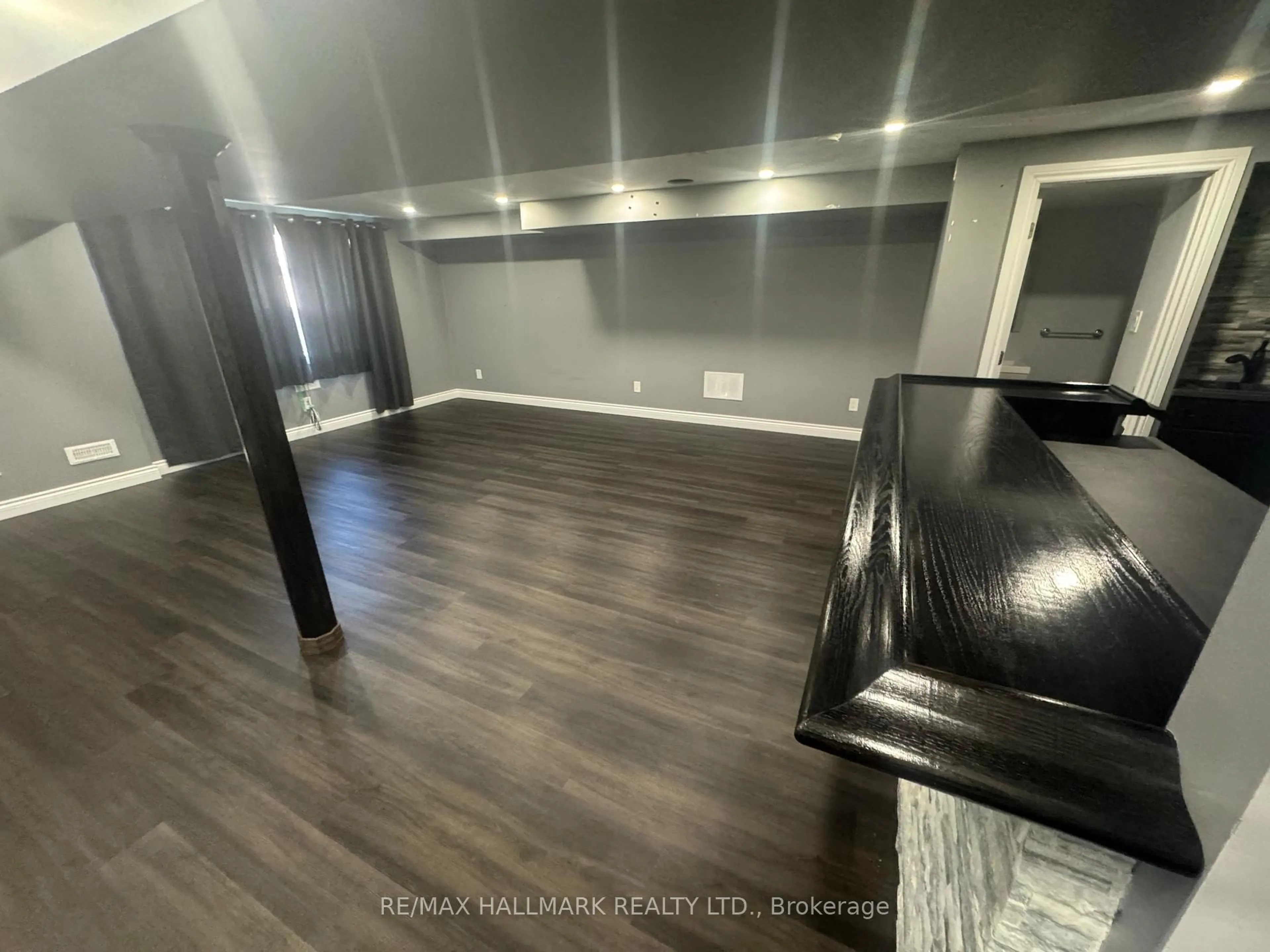 A pic of a room for 1259 Meath Dr, Oshawa Ontario L1K 0M7