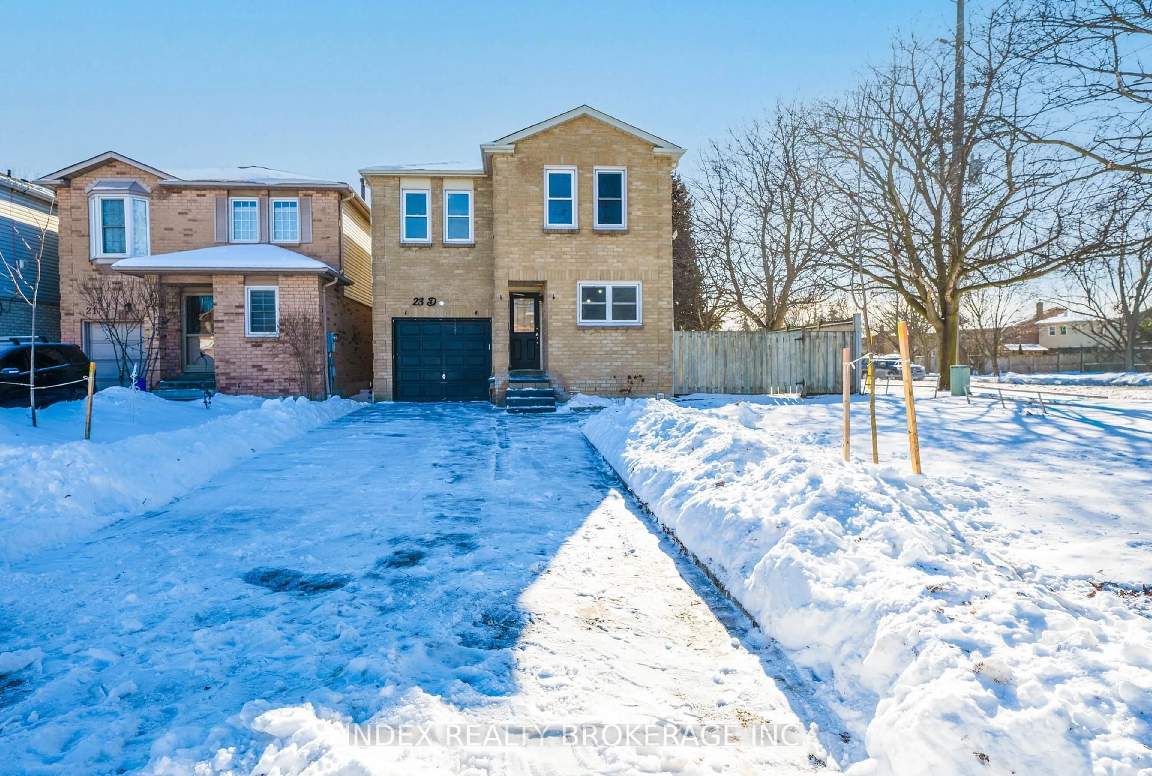 Home with brick exterior material, street for 23 Drew Crt, Whitby Ontario L1N 8X6