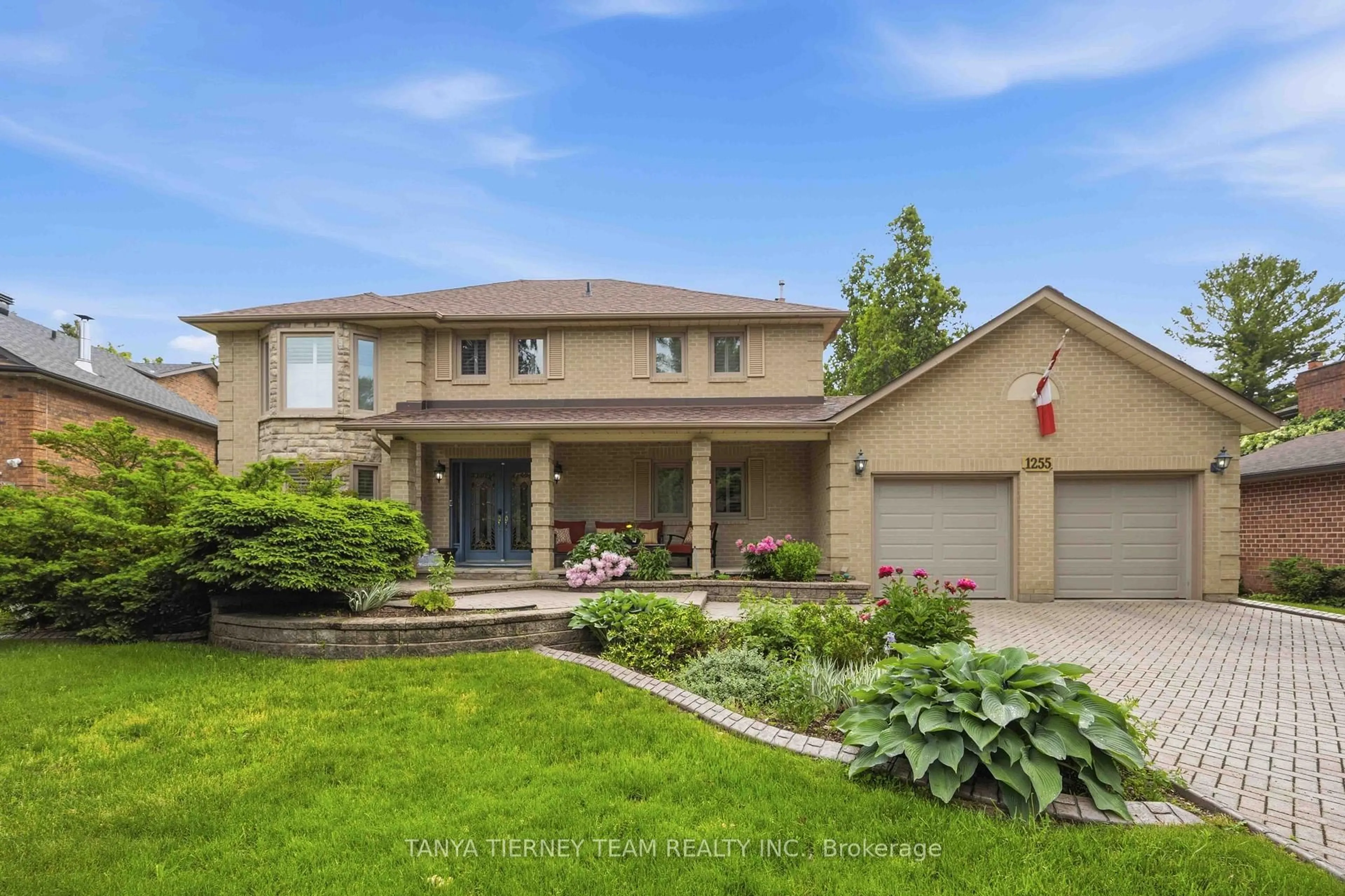 Home with brick exterior material, street for 1255 Abbey Rd, Pickering Ontario L1X 1W3