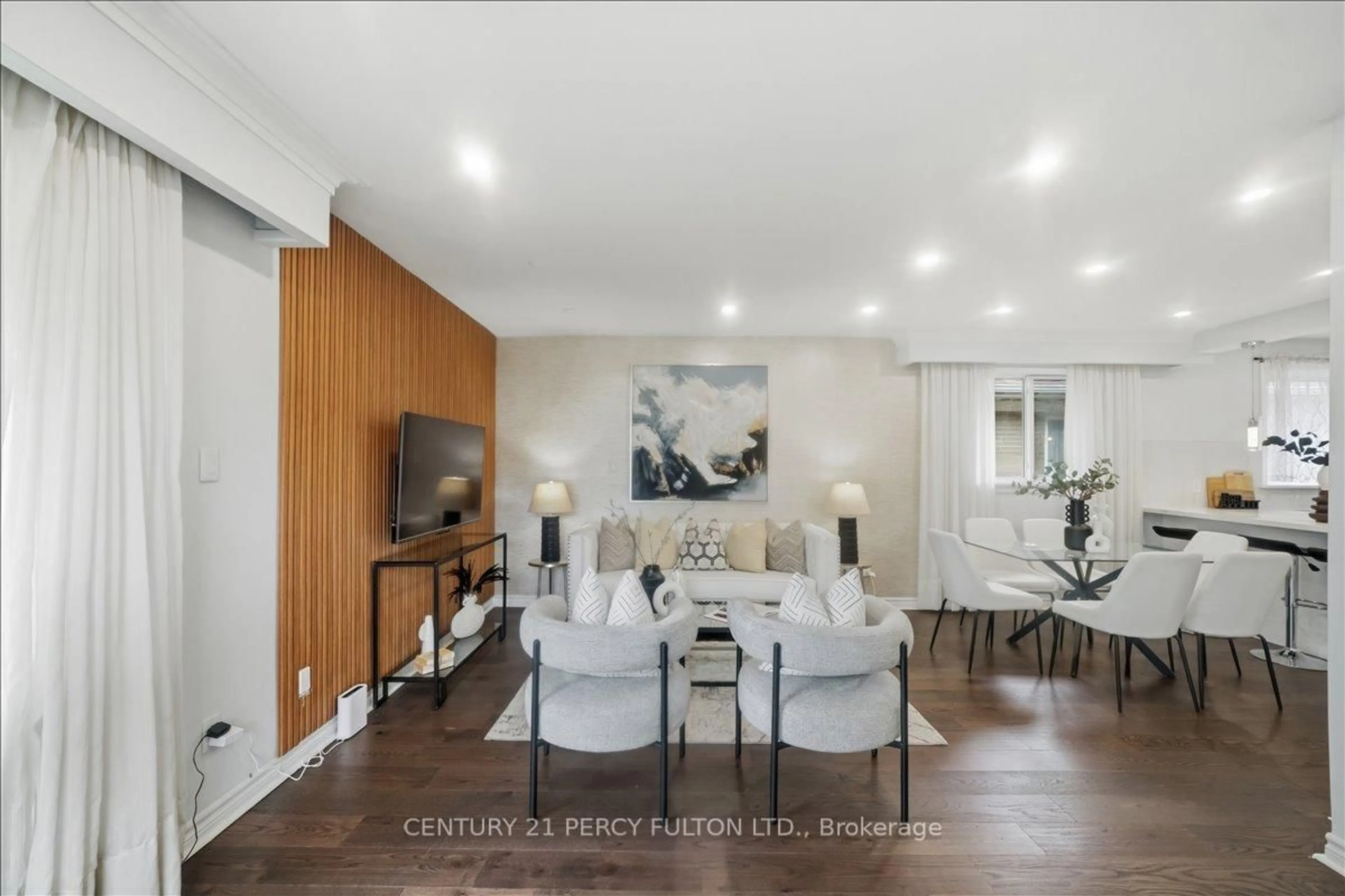 Living room with furniture, unknown for 50 Mooregate Ave, Toronto Ontario M1K 3V7