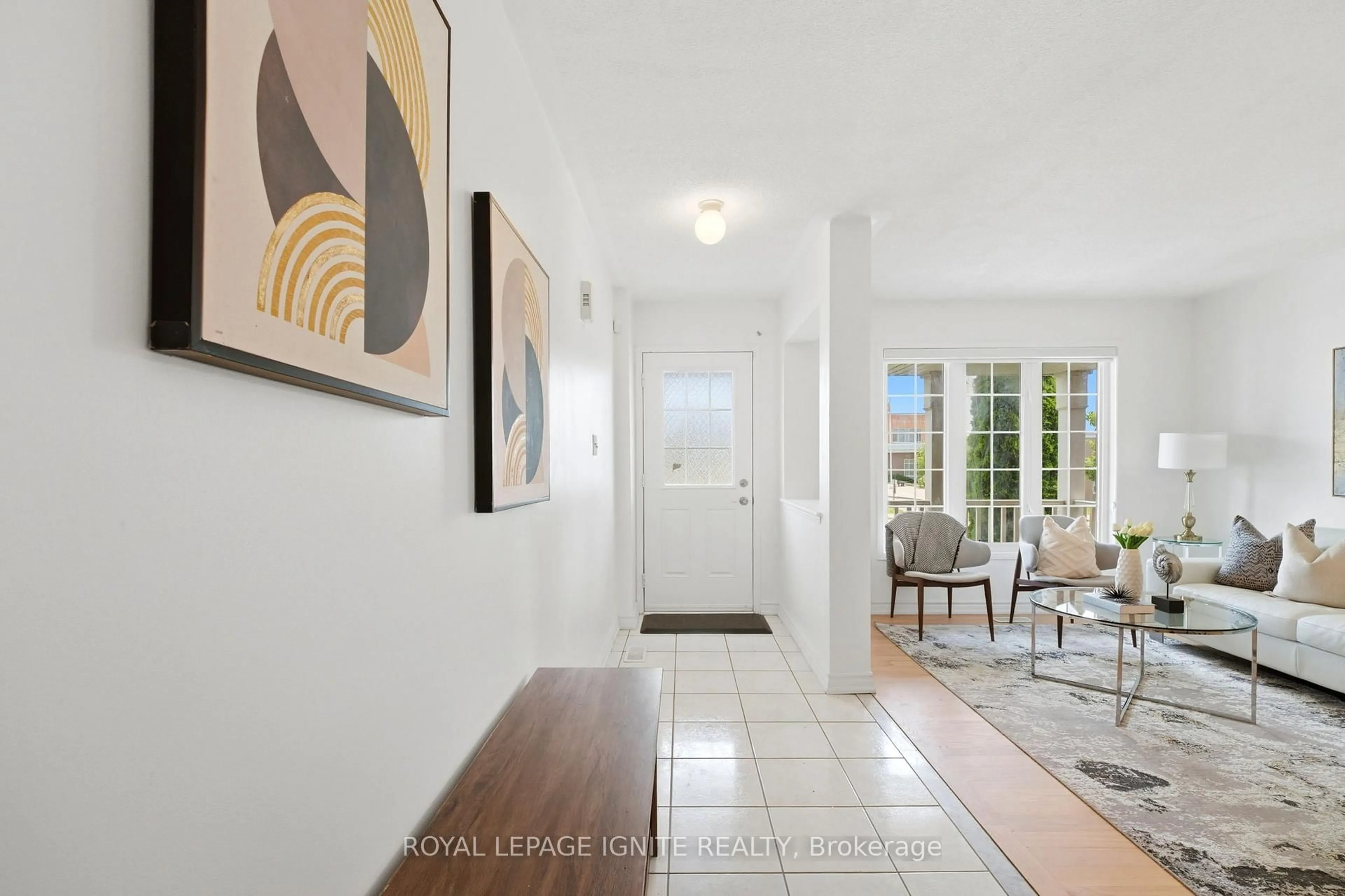 Indoor entryway for 58 Williamson Dr, Ajax Ontario L1T 0A9