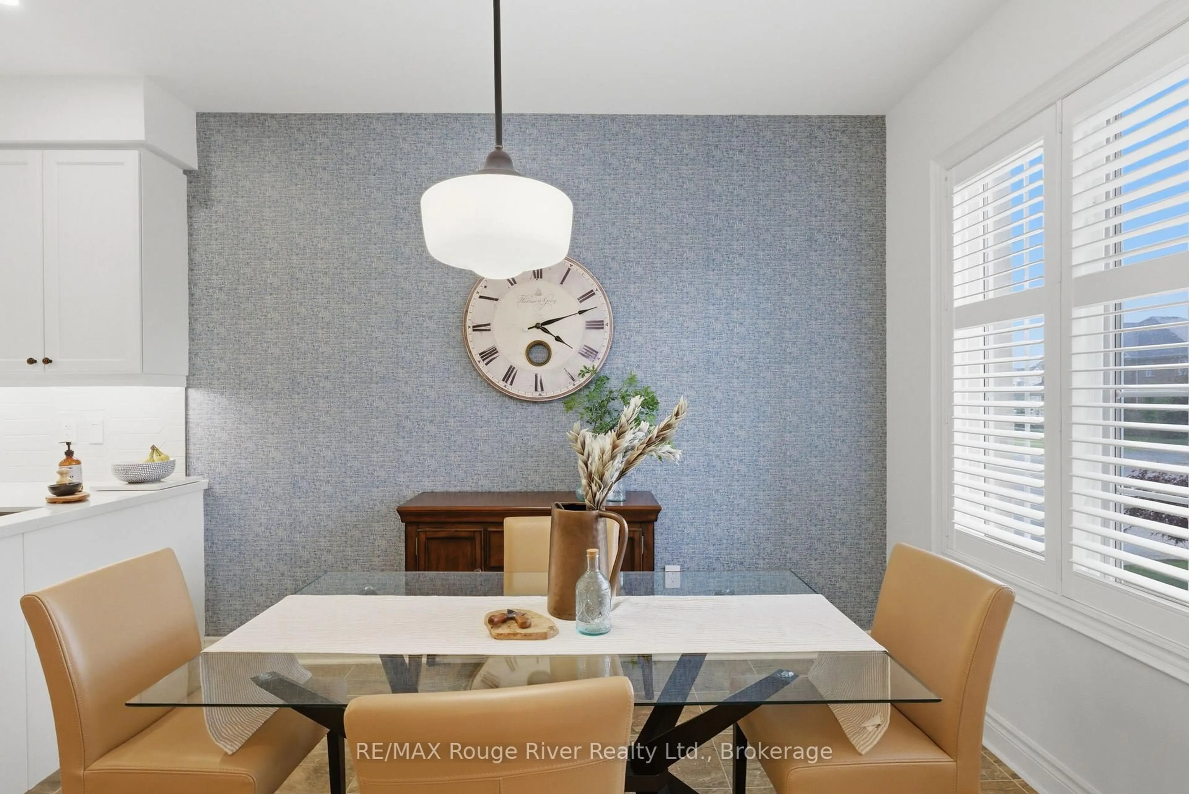 Dining room, ceramic/tile floor for 1795 Grandview St, Oshawa Ontario L1K 0J3