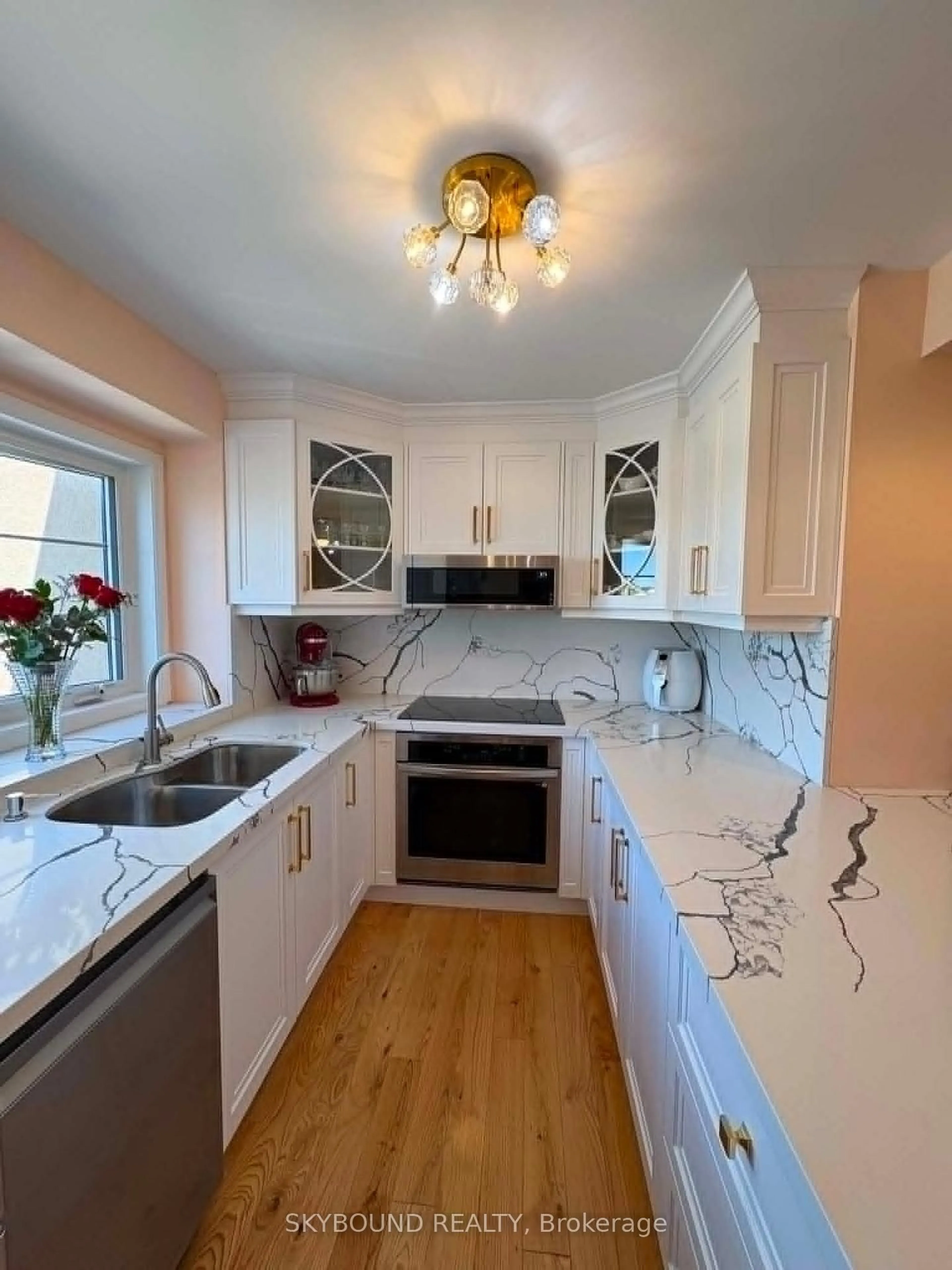Contemporary kitchen, ceramic/tile floor for 77 Cleanside Rd, Toronto Ontario M1L 0C2
