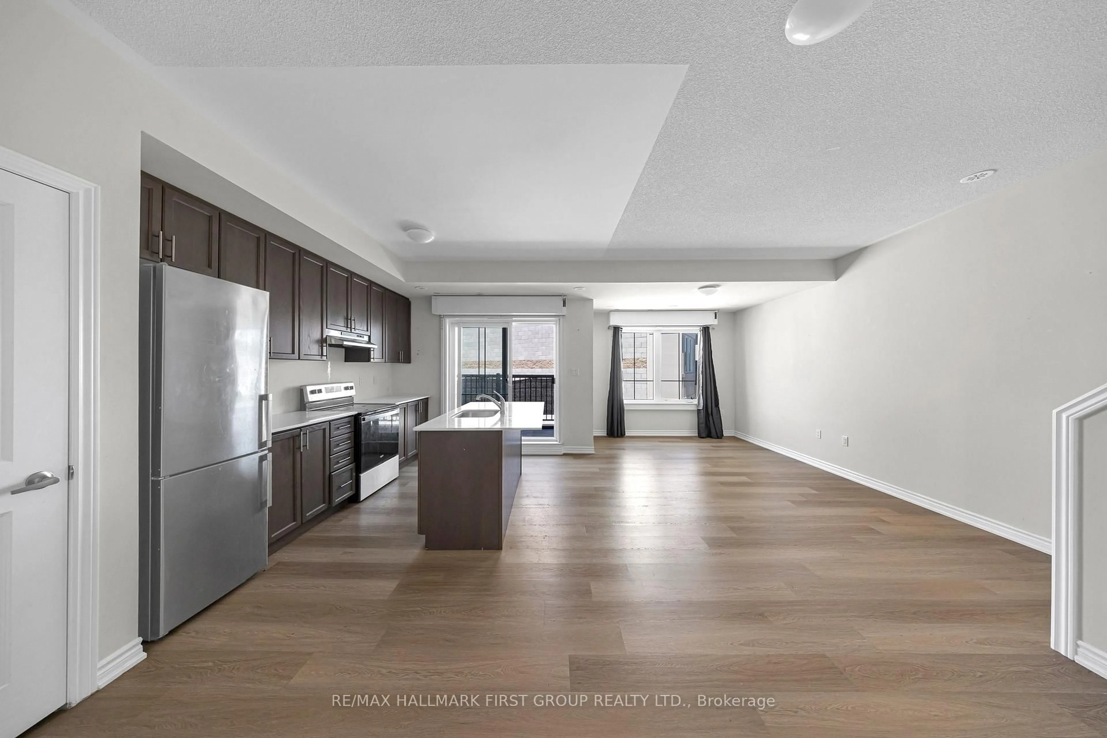Open concept kitchen, unknown for 490 Beresford Path #7, Oshawa Ontario L1H 0B2