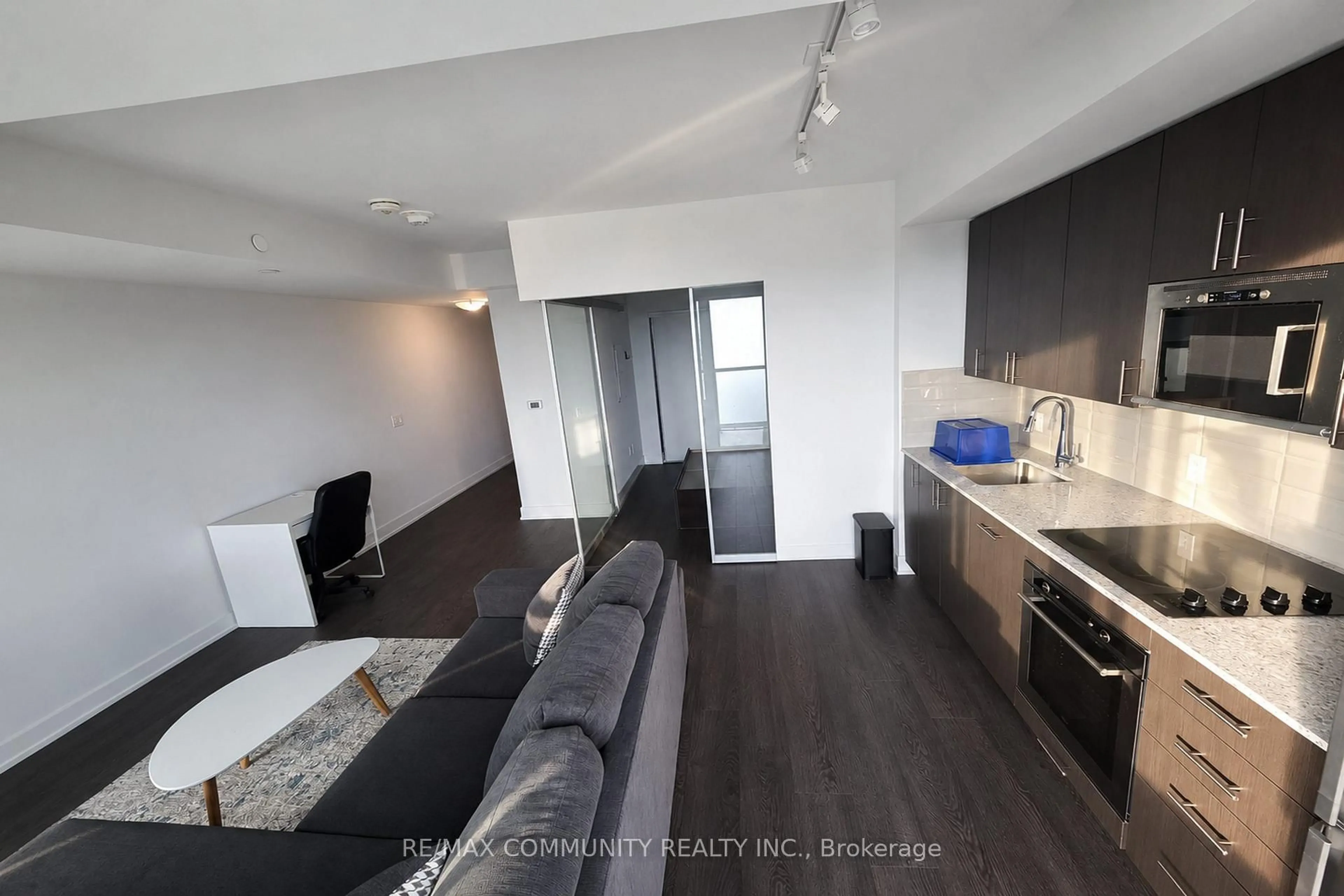 Unknown for 2550 Simcoe St #2402, Oshawa Ontario L1L 0R5
