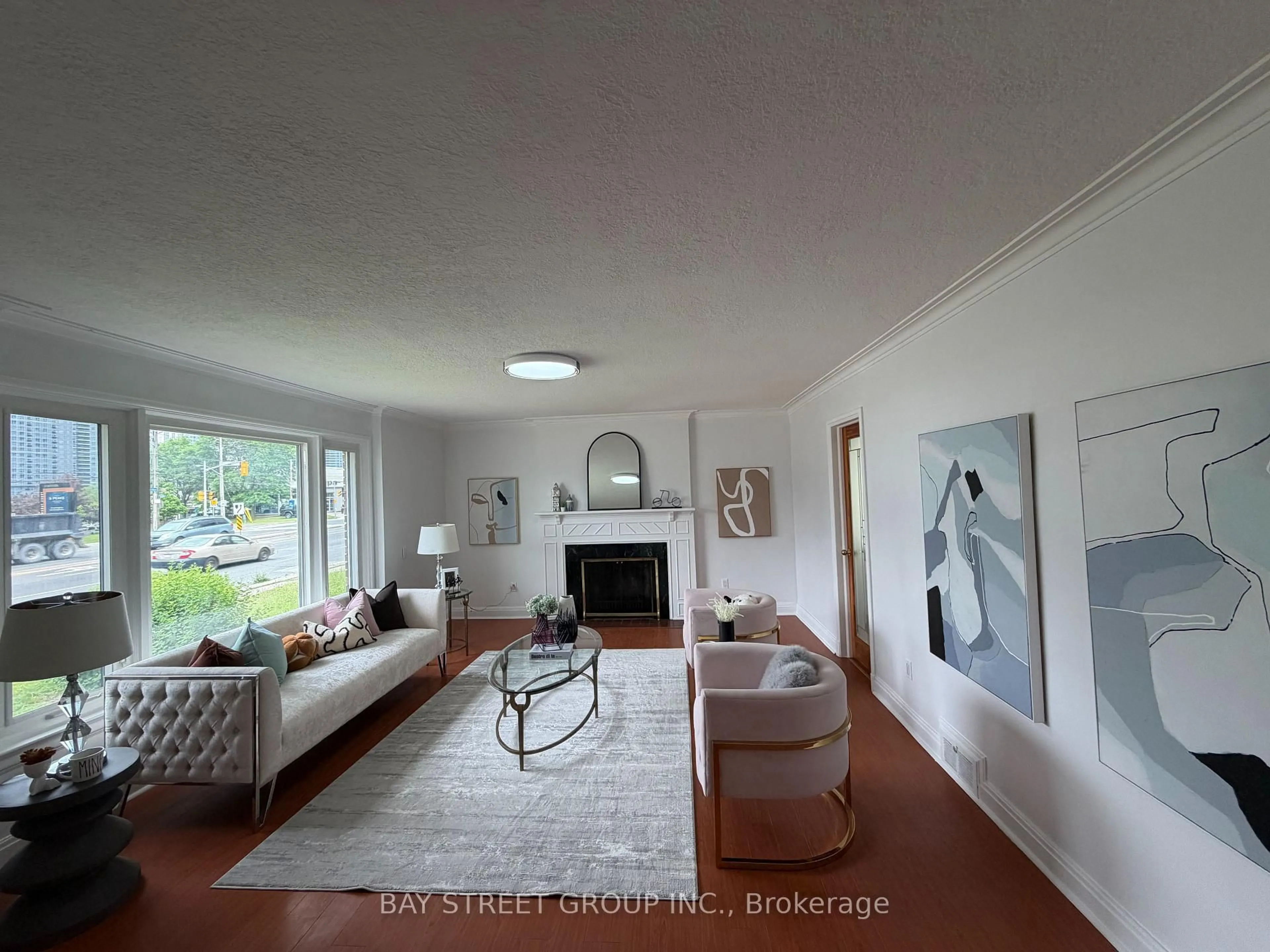 Living room with furniture, unknown for 2212 Kennedy Rd, Toronto Ontario M1T 3G4