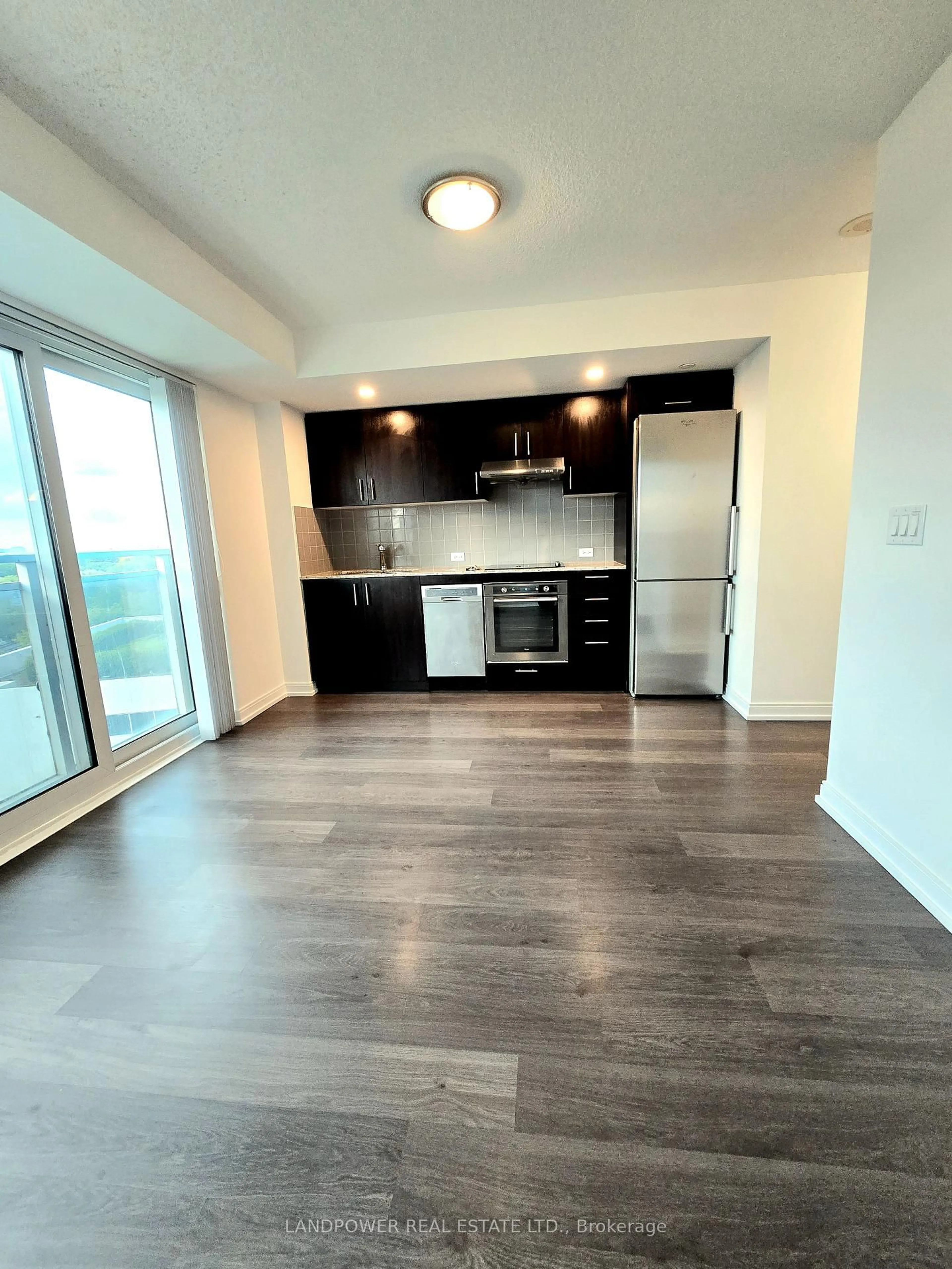 A pic of a room for 255 Village Green Sq #708, Toronto Ontario M1S 0L7