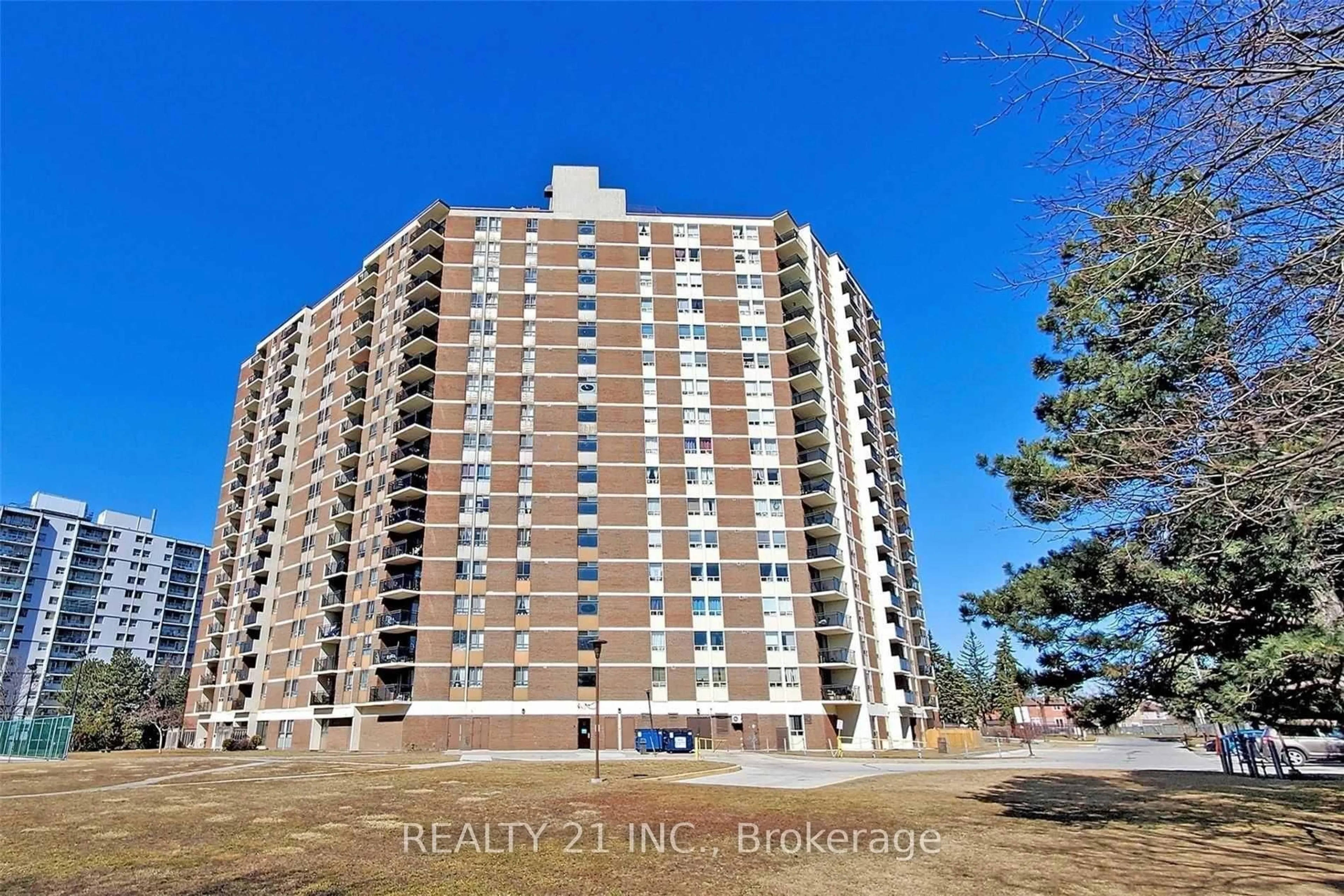 A pic from outside/outdoor area/front of a property/back of a property/a pic from drone, building for 121 Trudelle St #1709, Toronto Ontario M1J 3K4