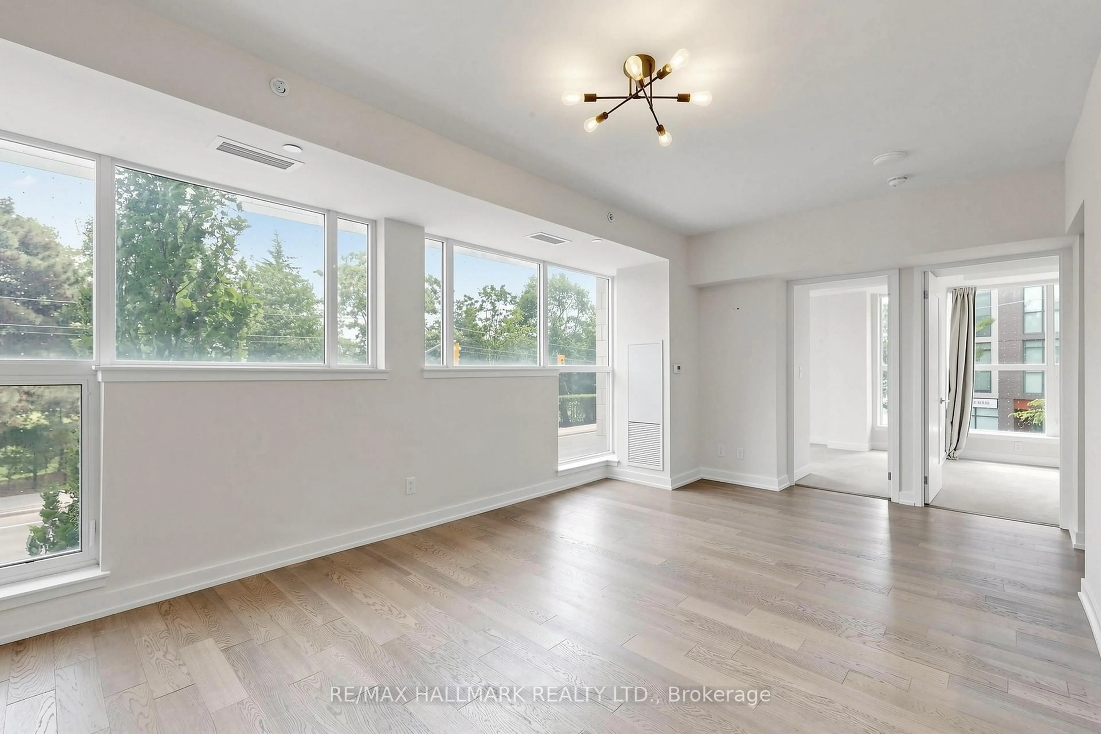 A pic of a room for 1350 Kingston Rd #115, Toronto Ontario M1N 1C8