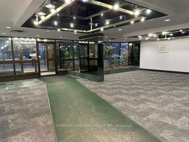 80 Alton Towers Circ #106, Toronto 5