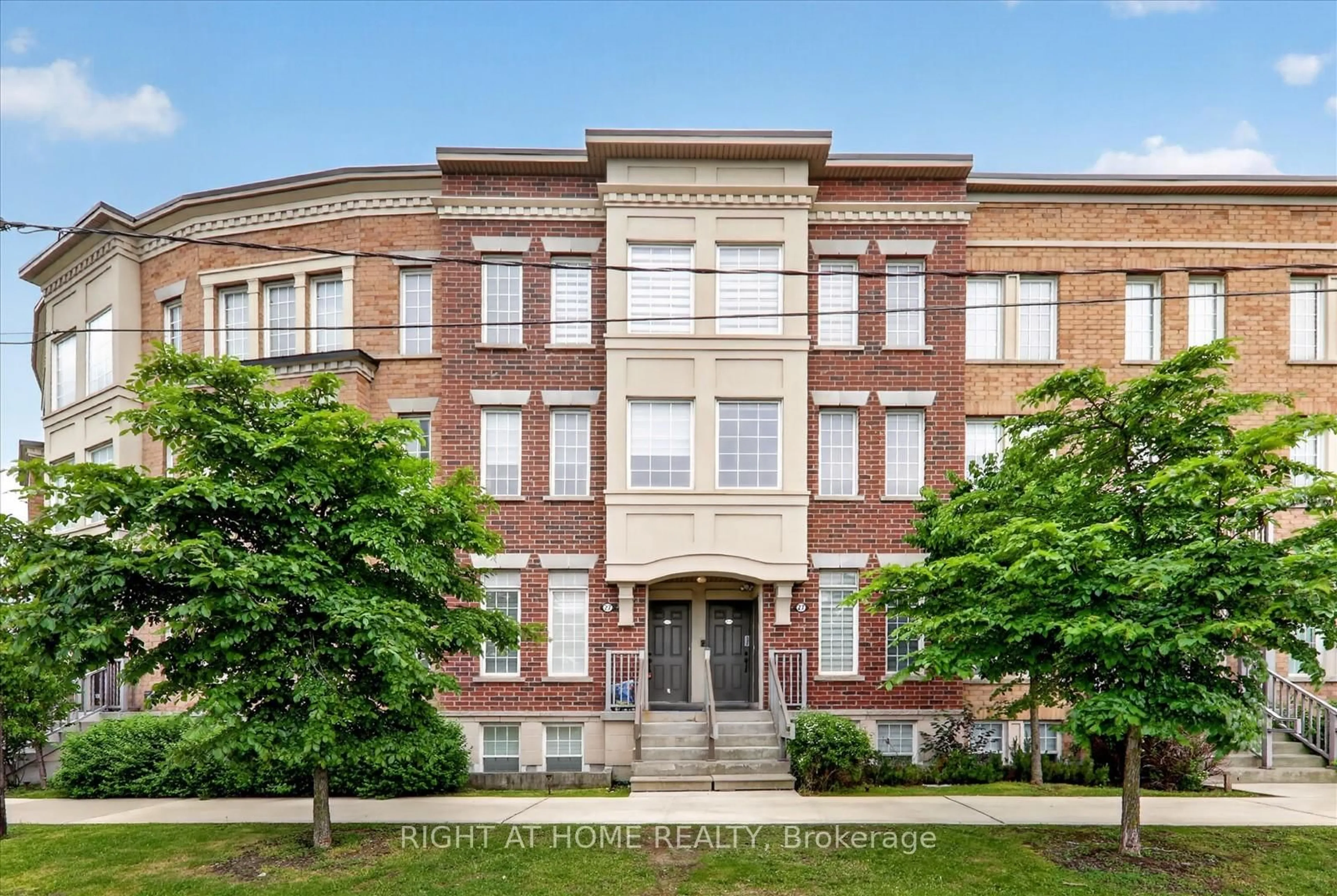 Home with brick exterior material, building for 27 Island Rd #20, Toronto Ontario M1C 0E4