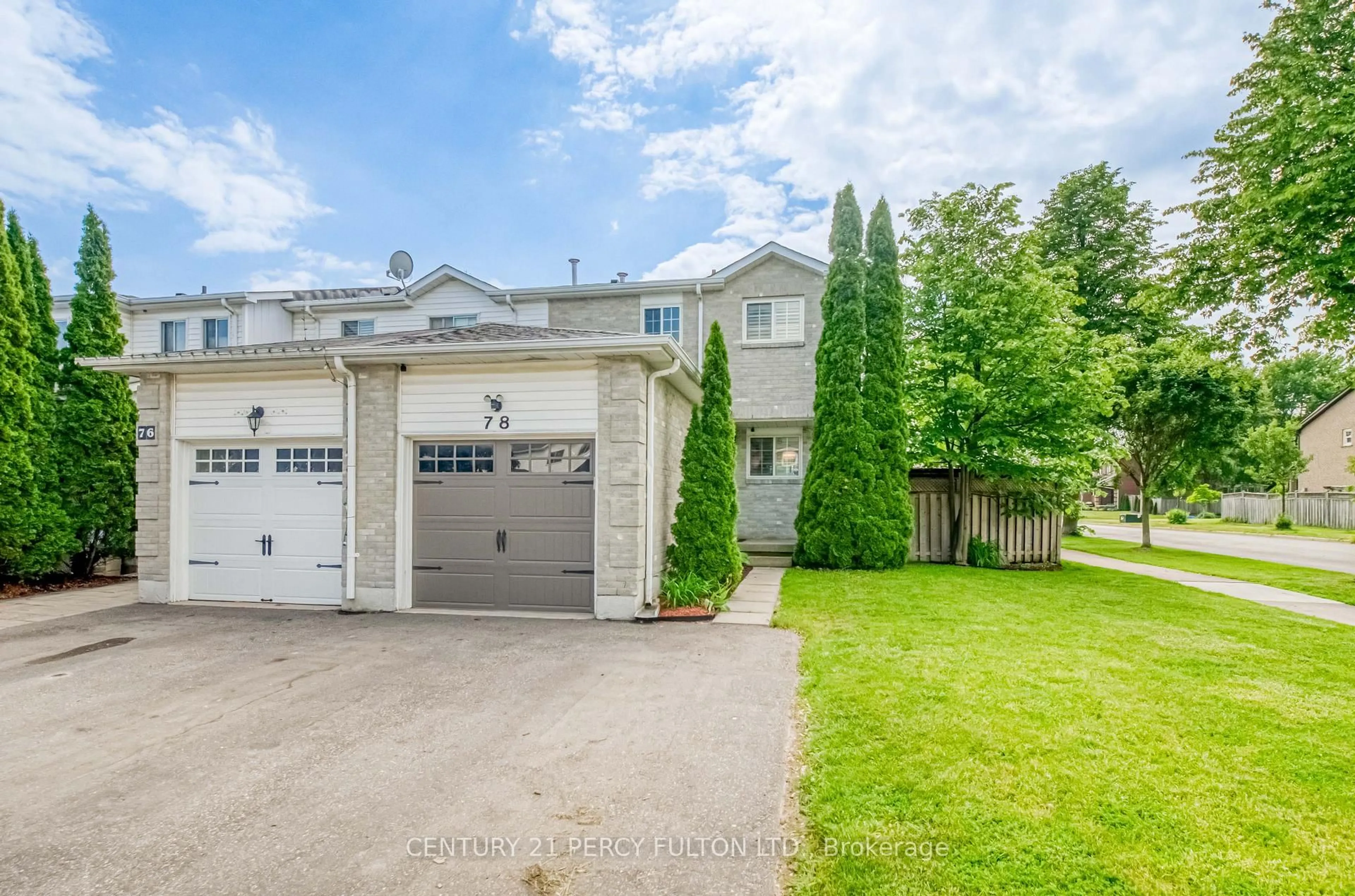 A pic from outside/outdoor area/front of a property/back of a property/a pic from drone, unknown for 78 Bushford St, Clarington Ontario L1E 2X1