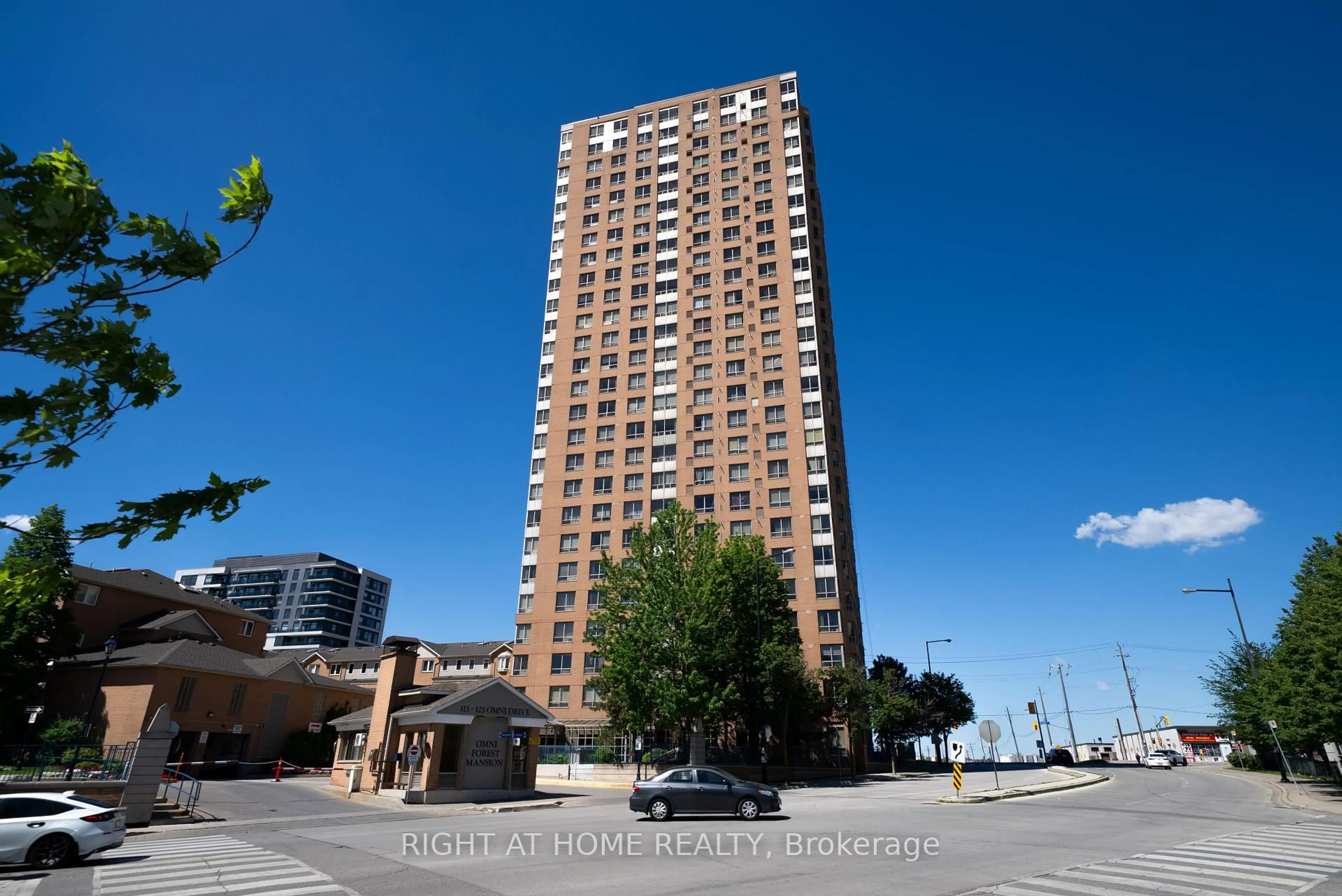 A pic from outside/outdoor area/front of a property/back of a property/a pic from drone, building for 115 Omni Dr #709, Toronto Ontario M1P 5B4