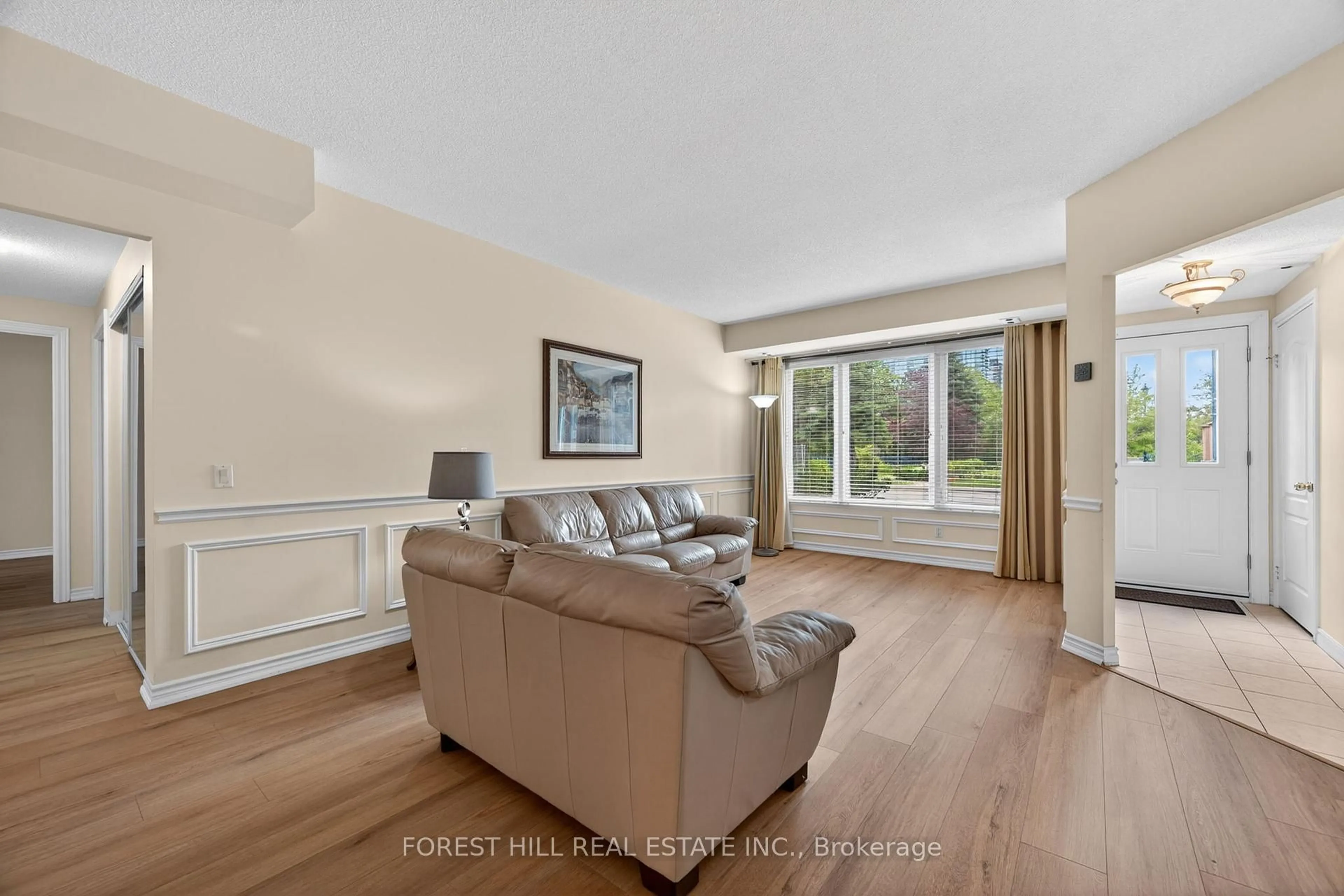 Living room with furniture, unknown for 119 Omni Dr #16, Toronto Ontario M1P 5A6
