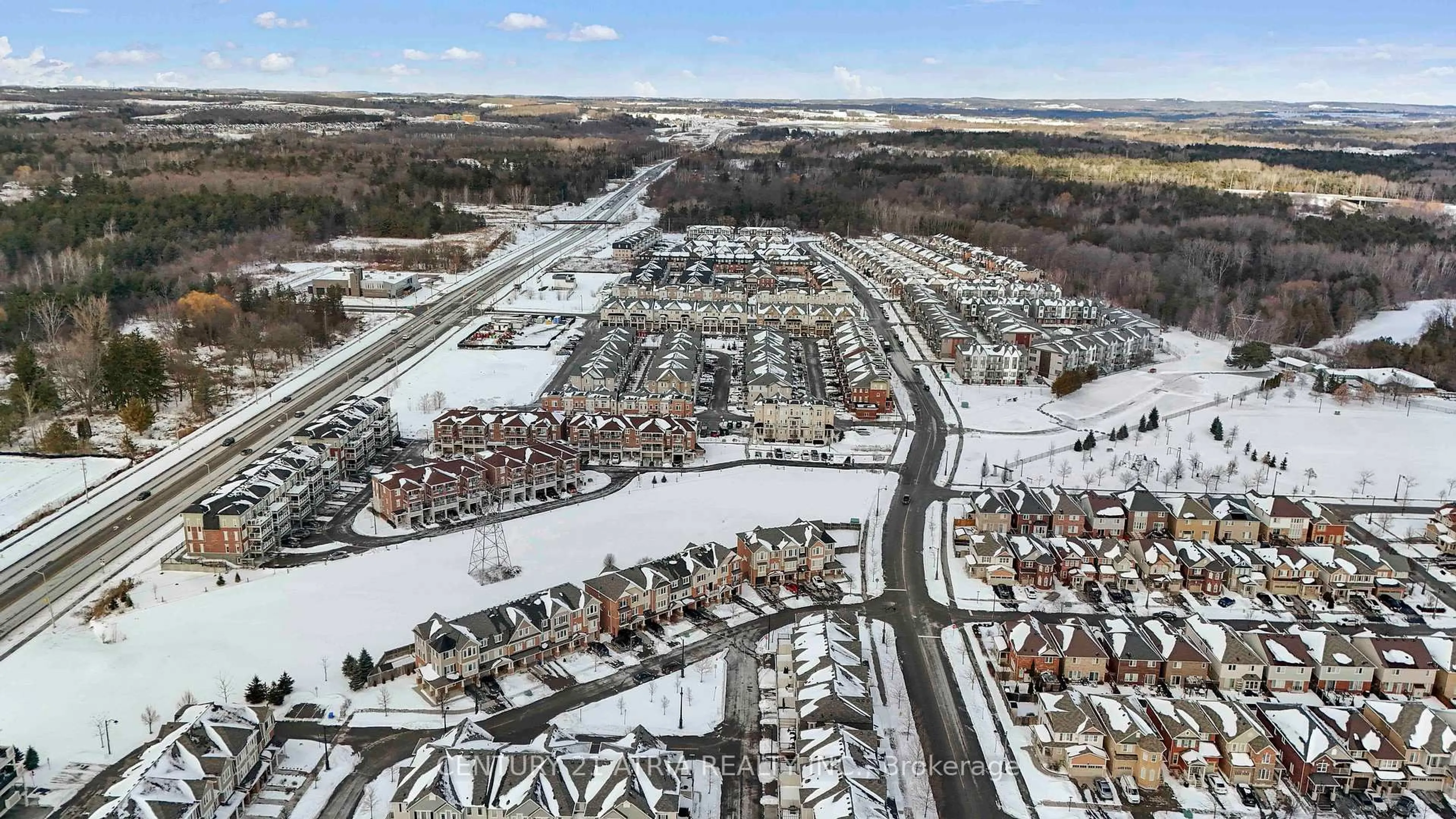A pic from outside/outdoor area/front of a property/back of a property/a pic from drone, street for 2635 William Jackson Dr #715, Pickering Ontario L1X 0L4