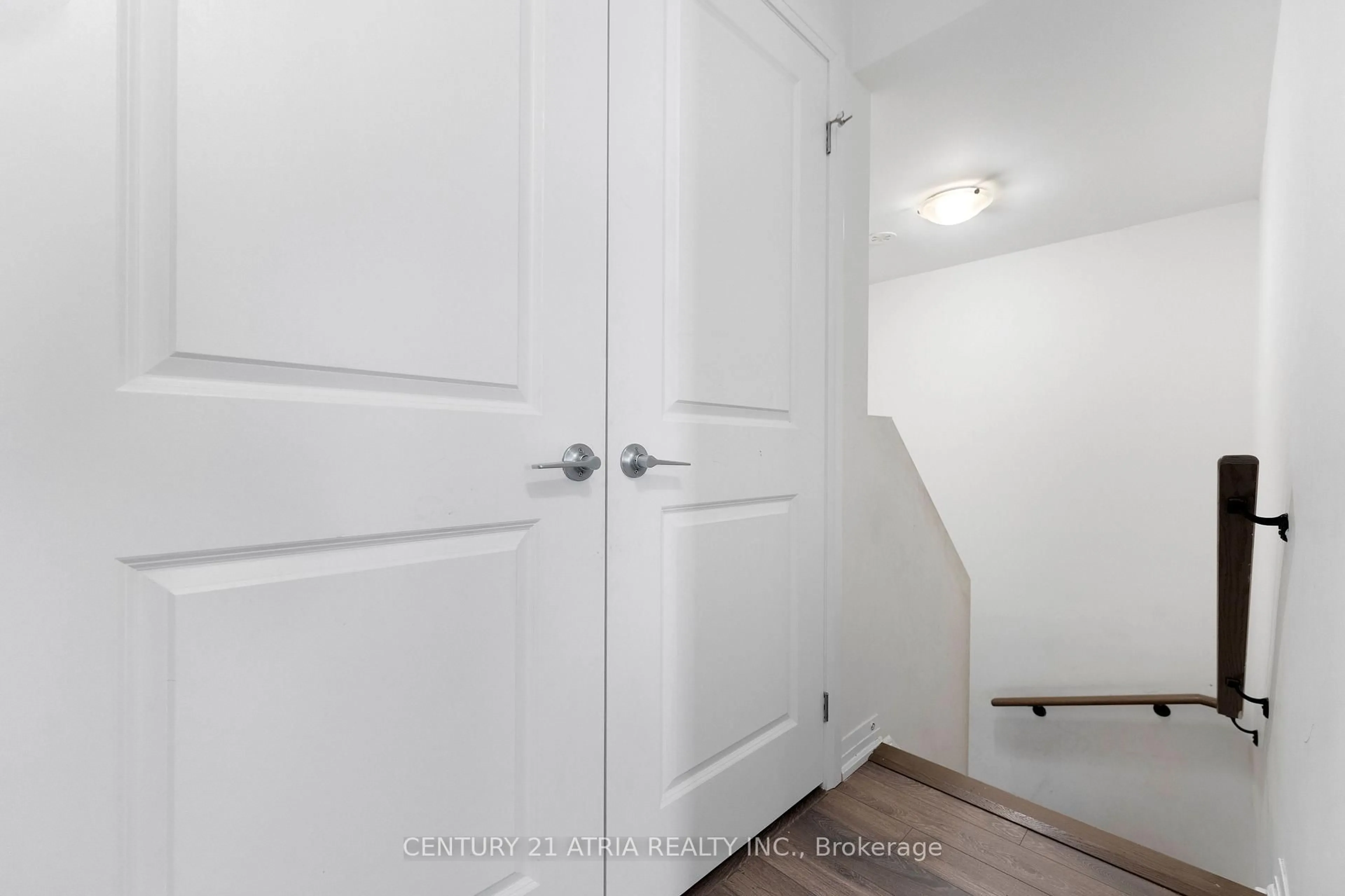 Unknown for 2635 William Jackson Dr #715, Pickering Ontario L1X 0L4