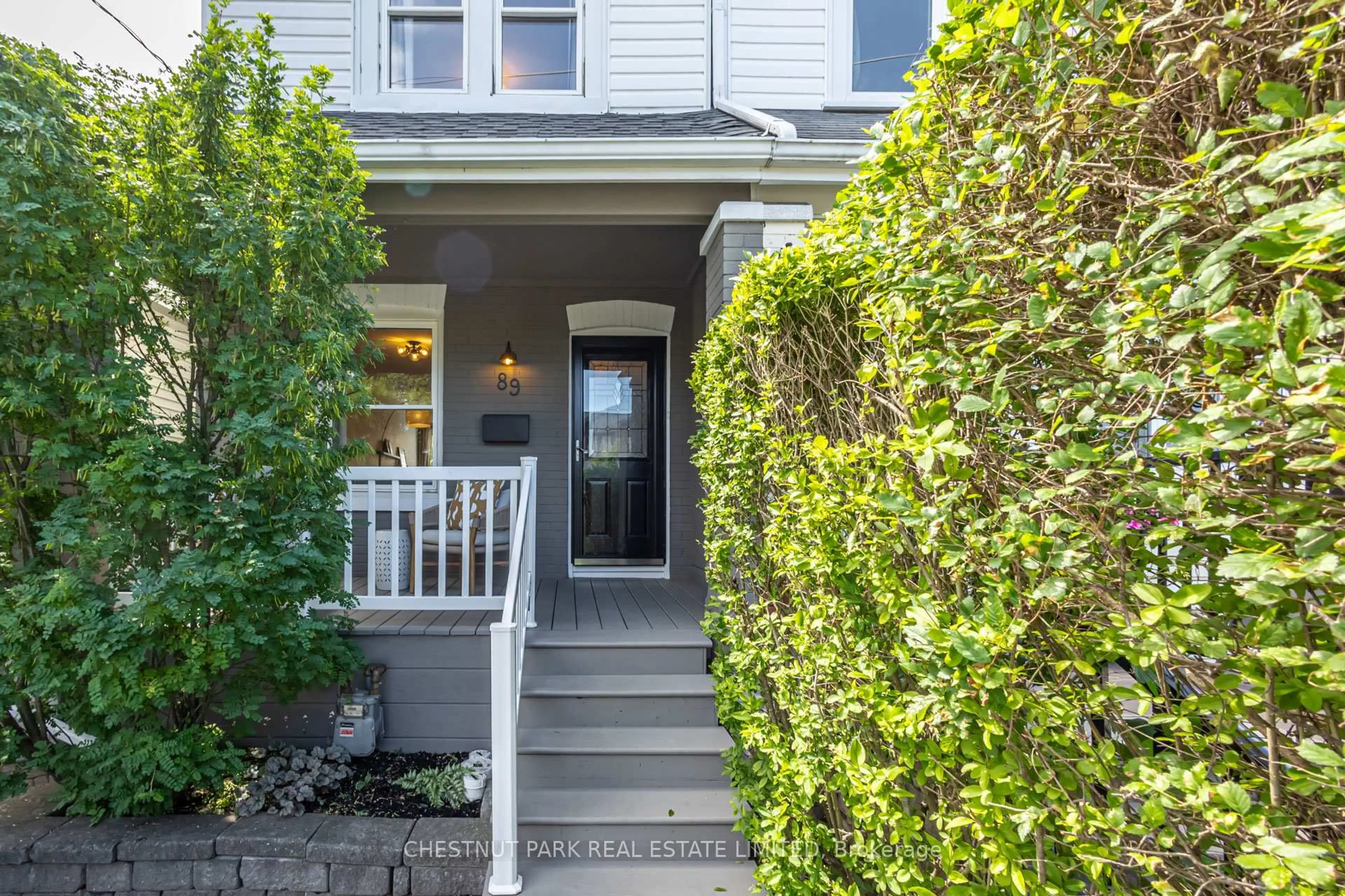 Indoor entryway for 89 Frater Ave, Toronto Ontario M4C 2H7