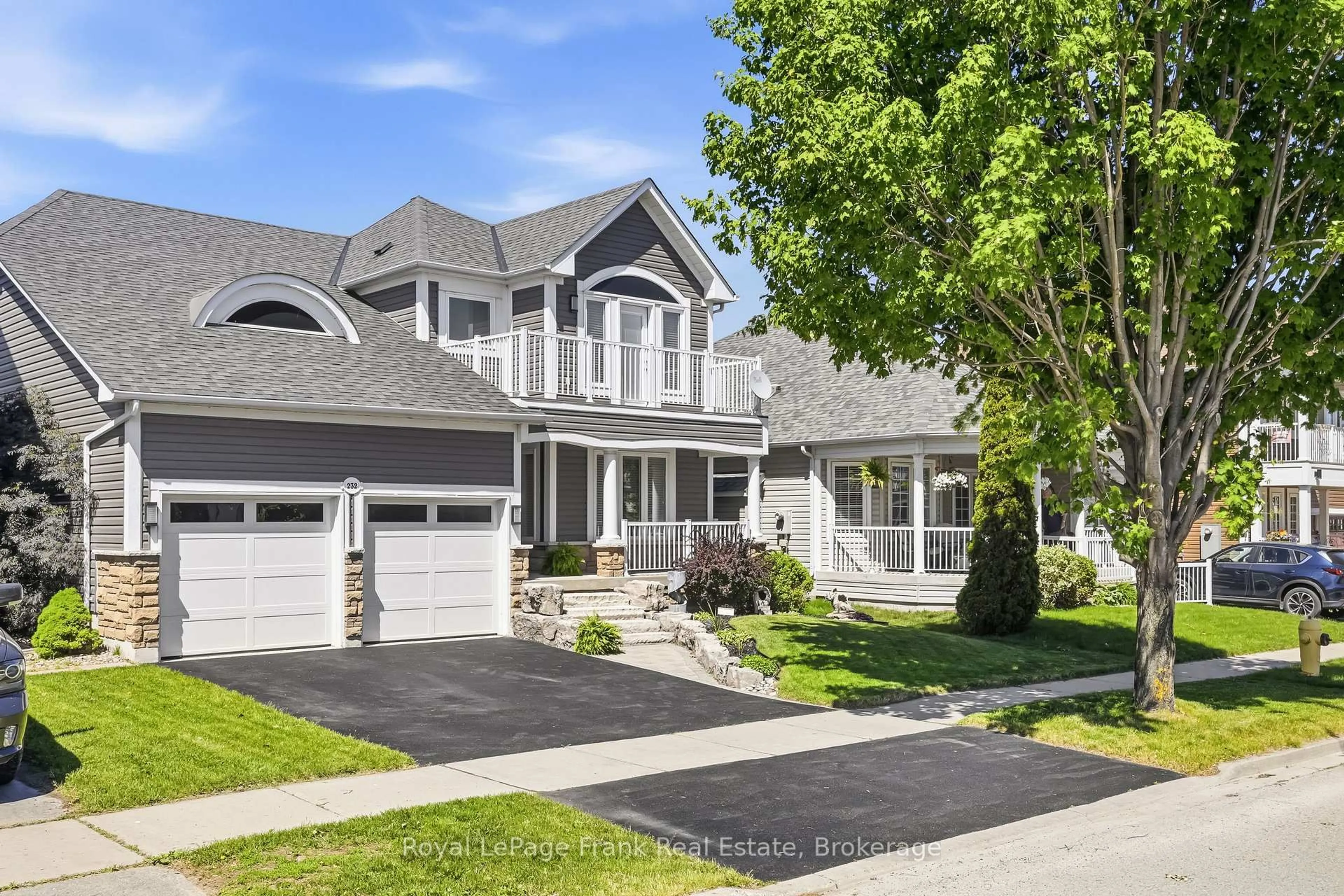 Home with vinyl exterior material, street for 232 Shipway Ave, Clarington Ontario L1B 1M8
