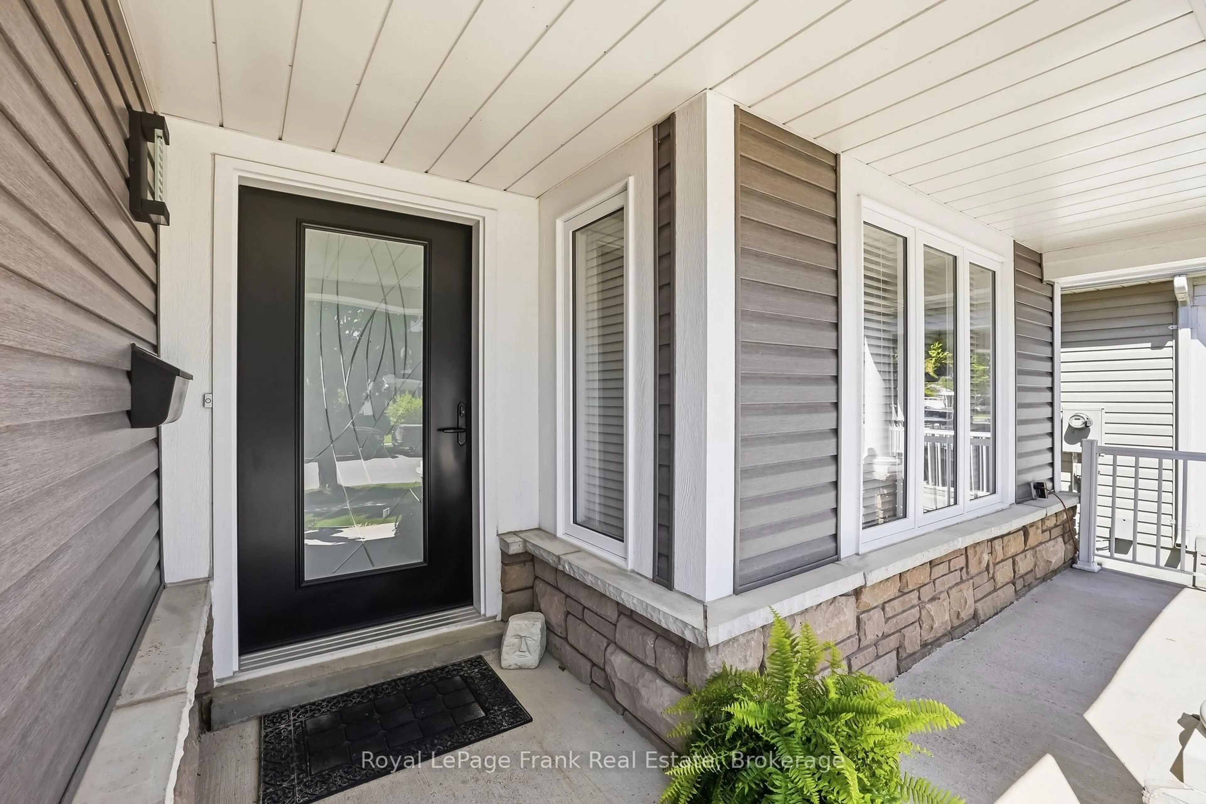 Unknown for 232 Shipway Ave, Clarington Ontario L1B 1M8
