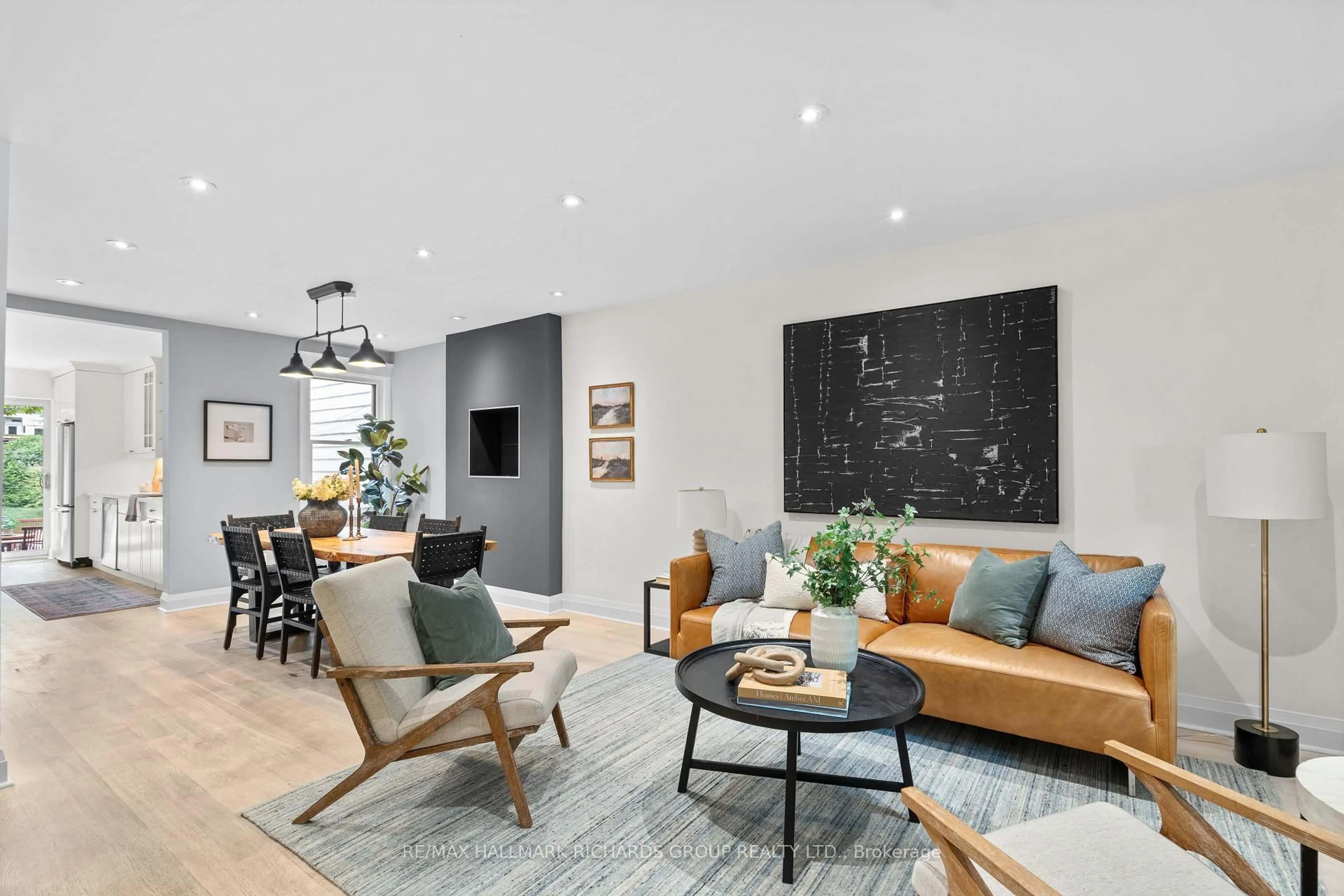 Living room with furniture, unknown for 178 Wineva Ave, Toronto Ontario M4E 2T4