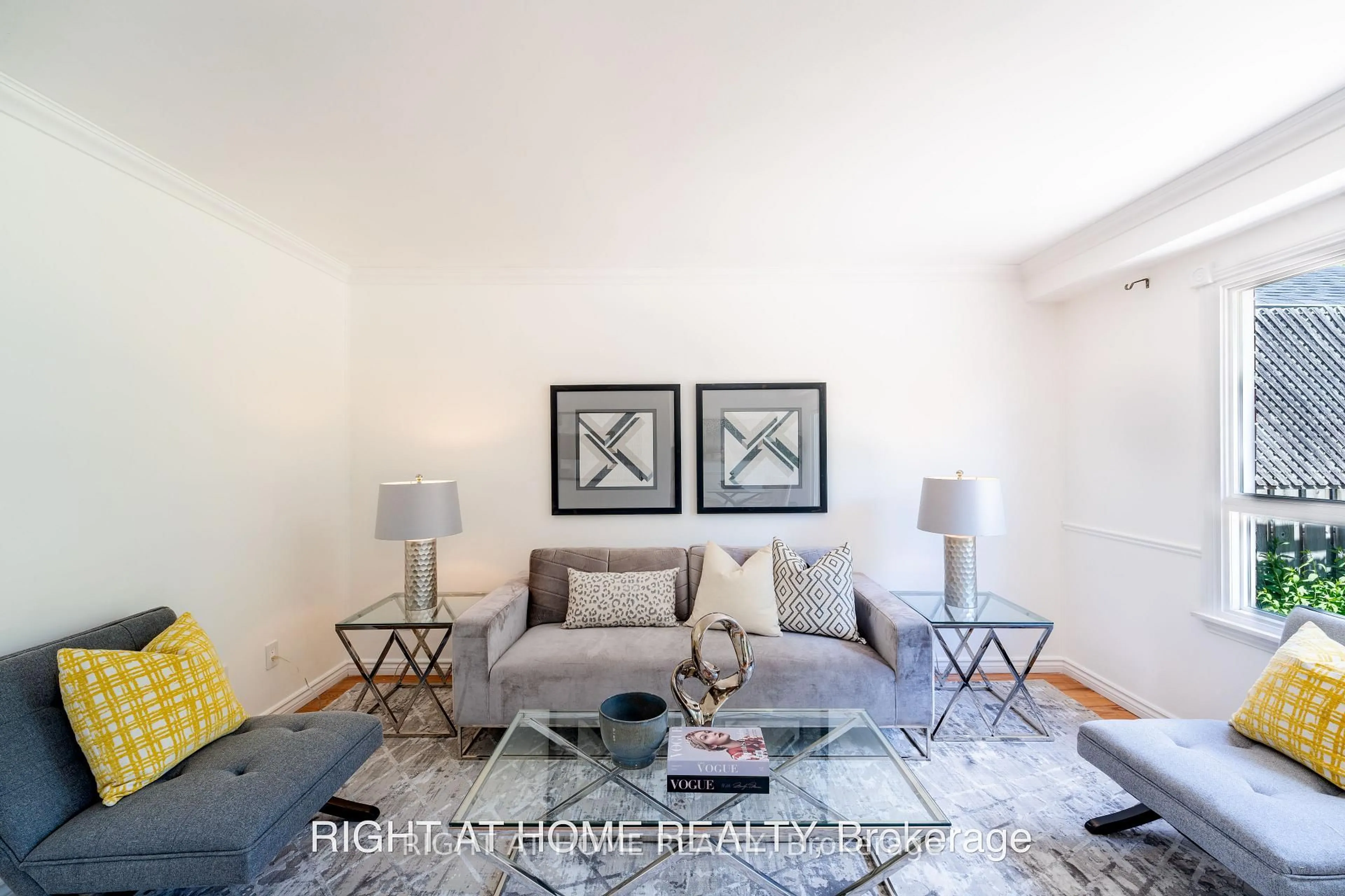 Living room with furniture, unknown for 160 Overbank Dr, Oshawa Ontario L1J 7Y5